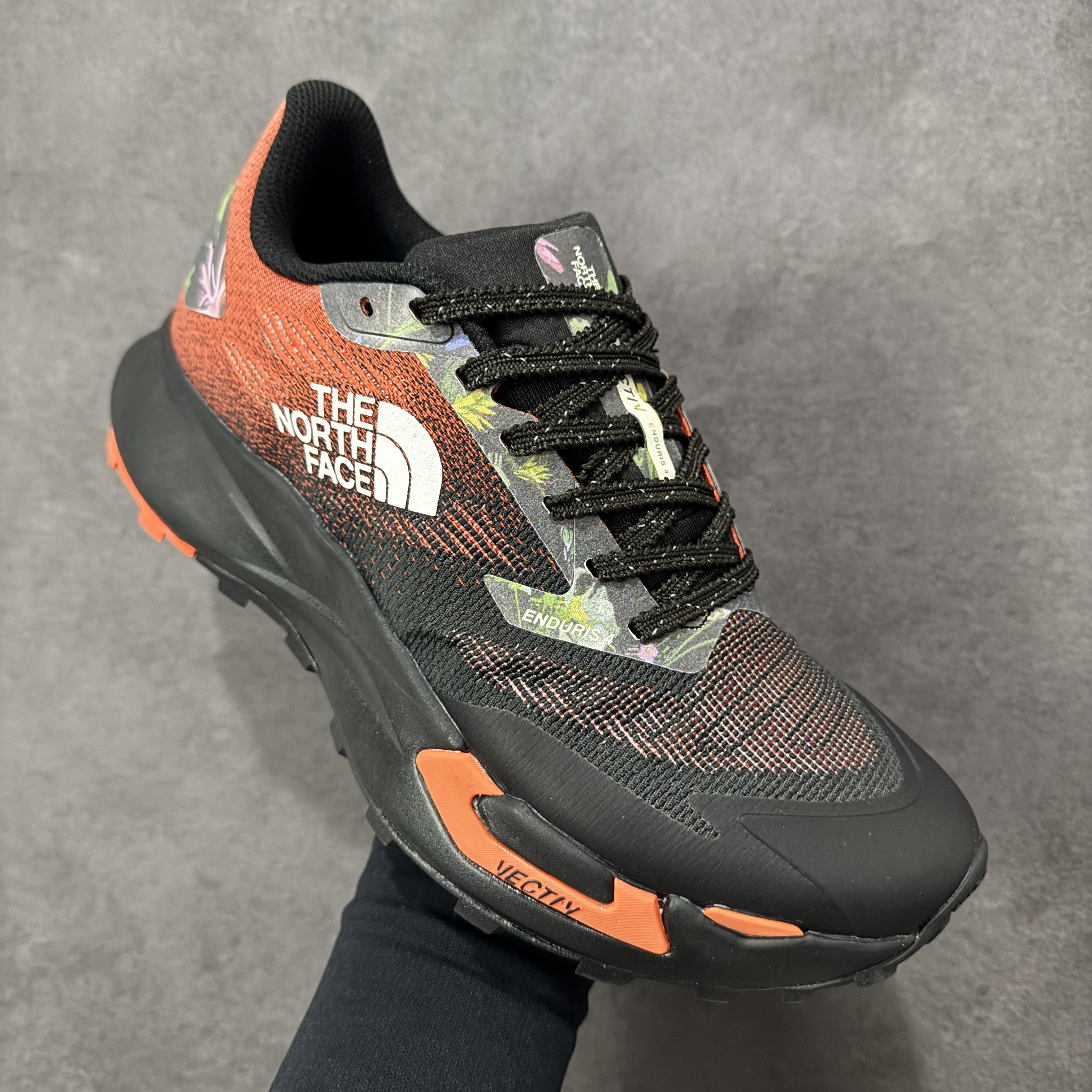 The North Face VECTIV Enduris 4
