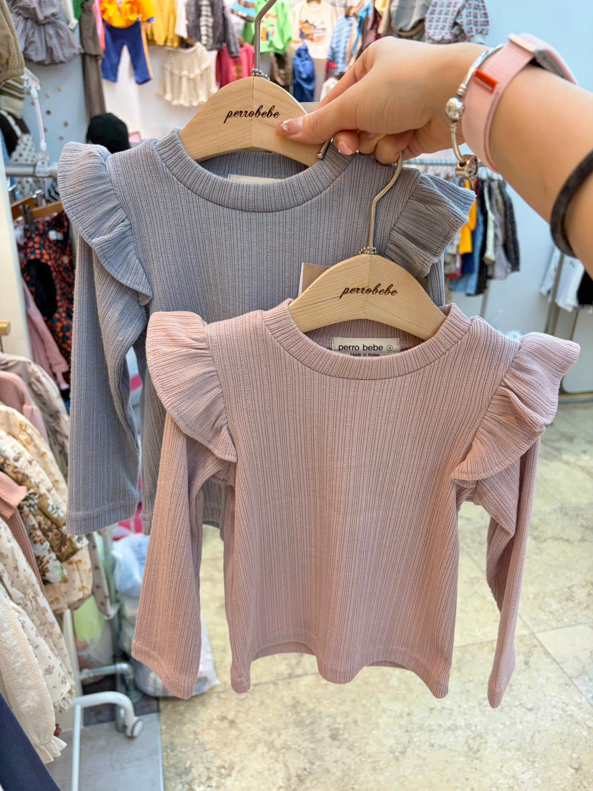 GO6384 Top