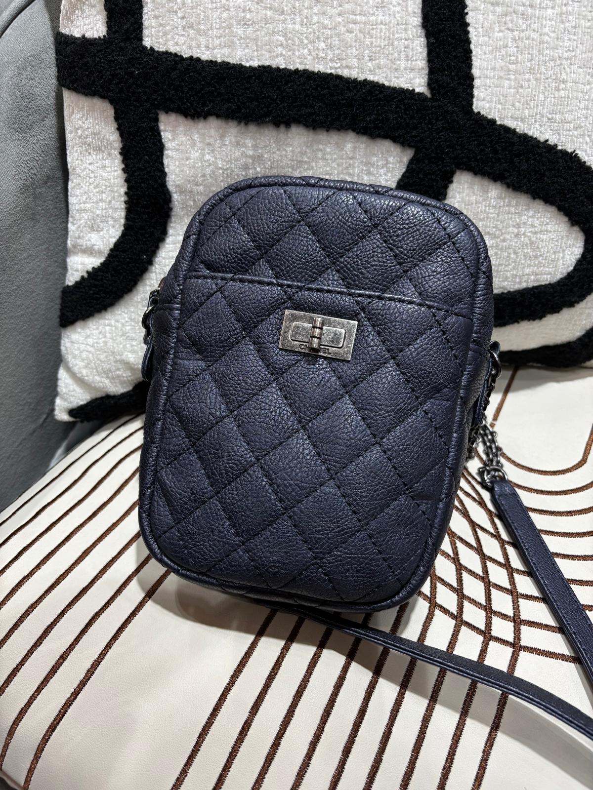 CHANEL 2.55 CROSSBODY BAG 牛皮 100%Authentic,95%new ✅22貼✅dust bag 