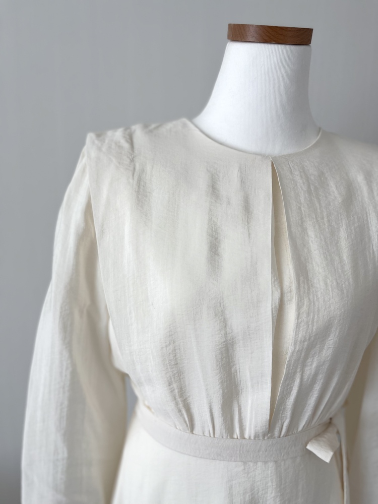 Pleated Yoke Detail Dress (Ivory)