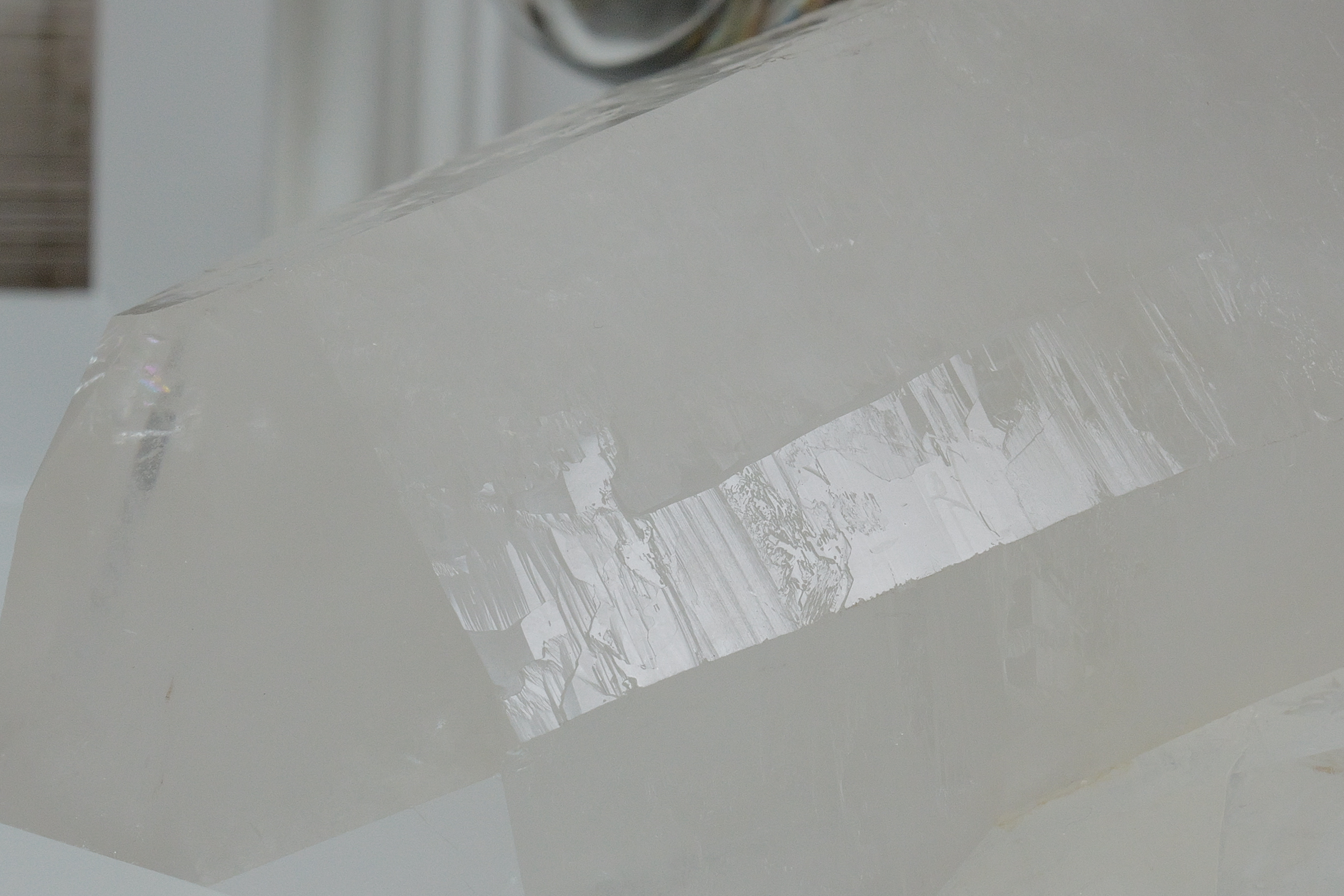 ꧁12.8cm 2.1kg白水晶簇連托架擺件꧂CL.707AC7FG2JT5-RB19*16FF