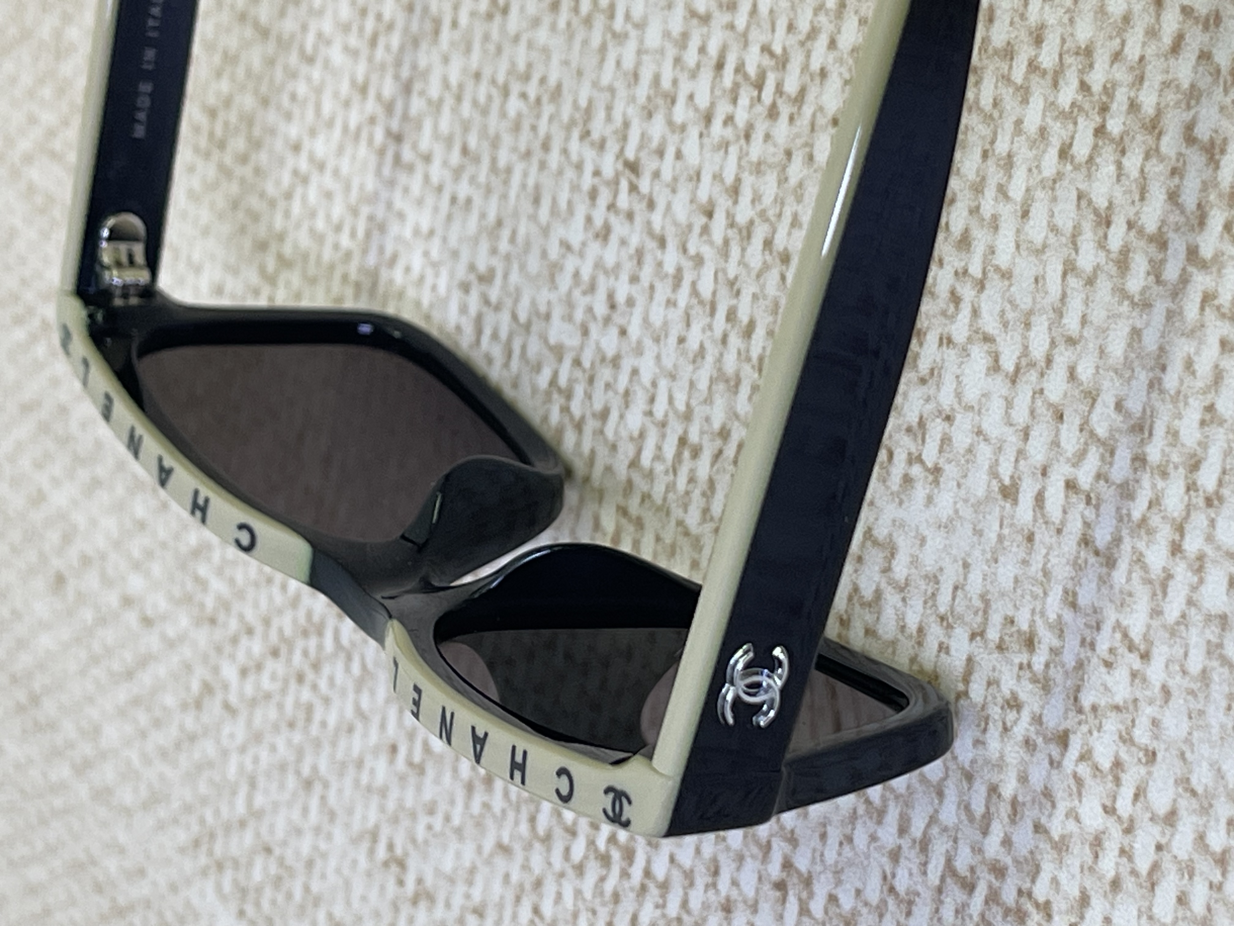 Pre owned Chanel Square Sunglasses / Product Code: 26031111