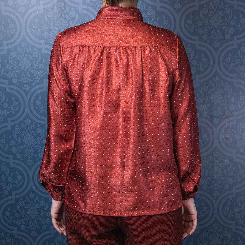 Vintage 1970s/80s Patterned Orange Silk Like Blouse with Rollover Collar - Size M/L up