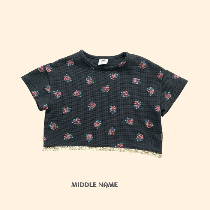 🇰🇷middle name tee