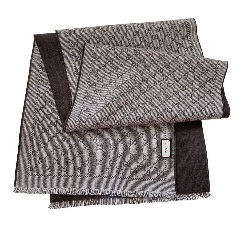 現貨 Gucci GG Jacquard 米棕色緹花披肩式圍巾