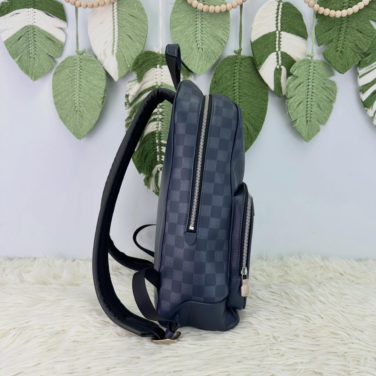 LV 🤍PRE OWNED 藍黑色棋盤格 Campus Backpack 晶片款💙