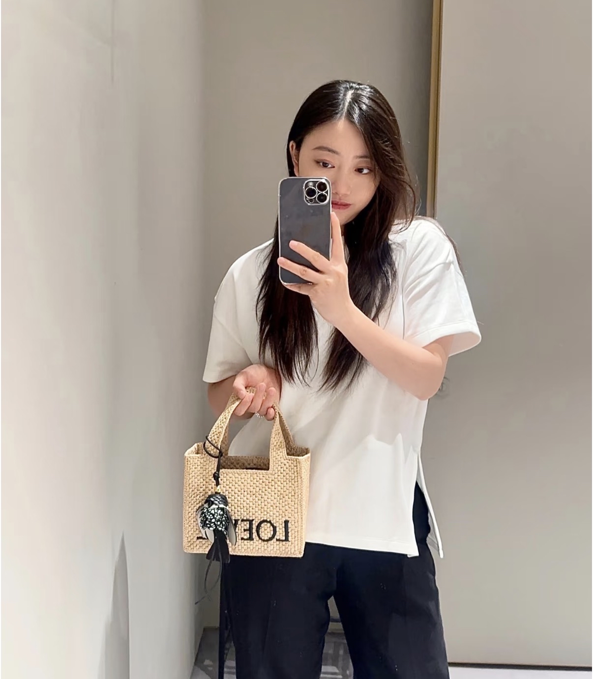 限時優惠✨訂貨🍒Loewe Mini Font bag Size 19x16x6.5cm