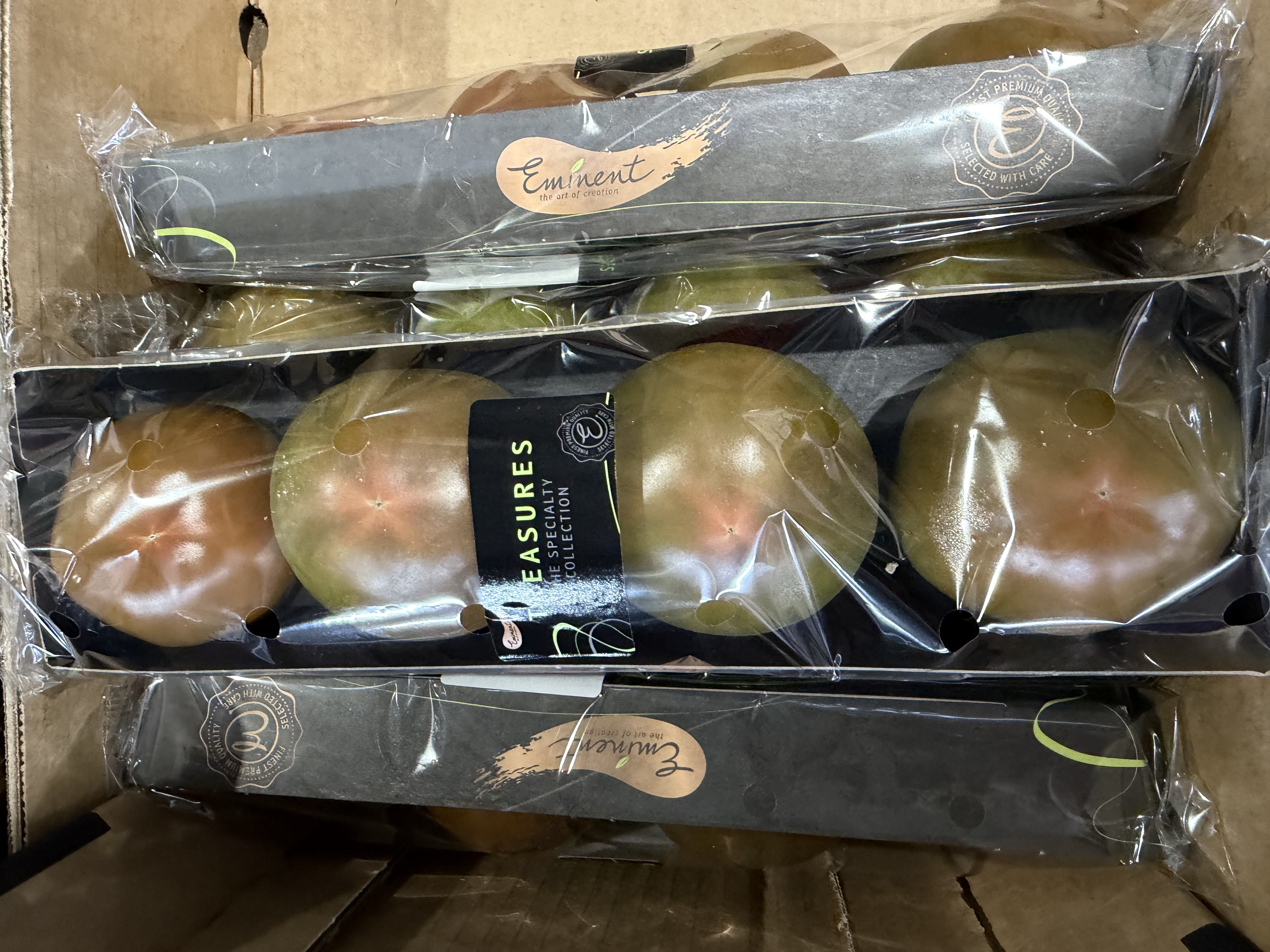 西班牙 朱古力黑茄 Spain Tomatoes Summer Brown ±500g