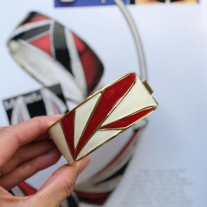 C.a. 1980s Monet Red X Ivory Geometric Enamel Jewelry New Old Stock- Bangle Bracelet (MT1622)