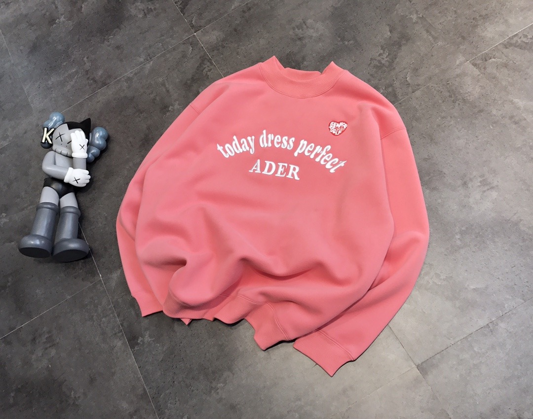 ADER 立體凹凸字母刺繡圓領加絨衛衣