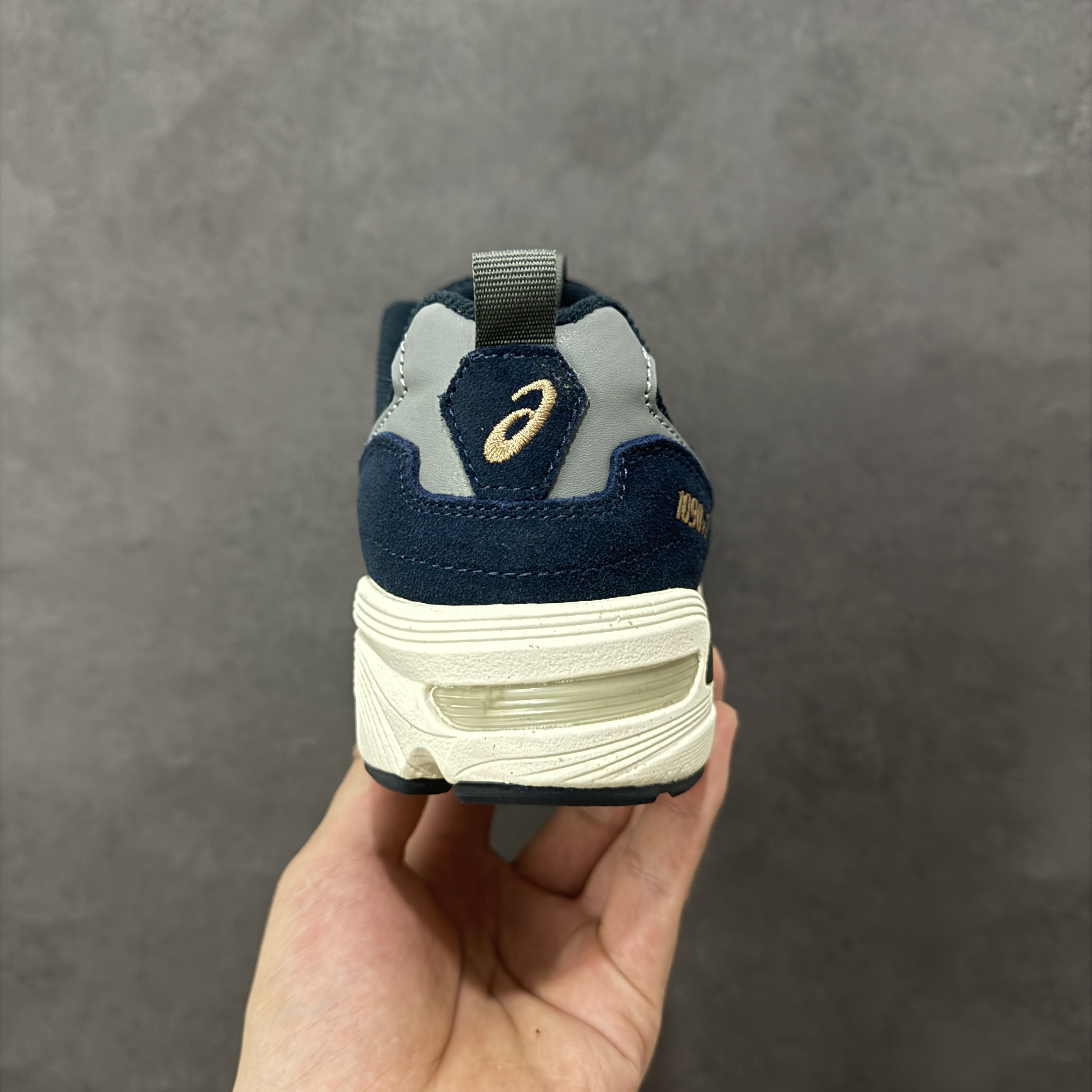 Asics GEL-1090v2 1203A224-400