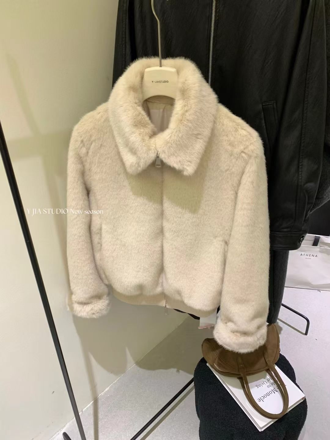 4428 巴黎恋人毛衣短外套冬装