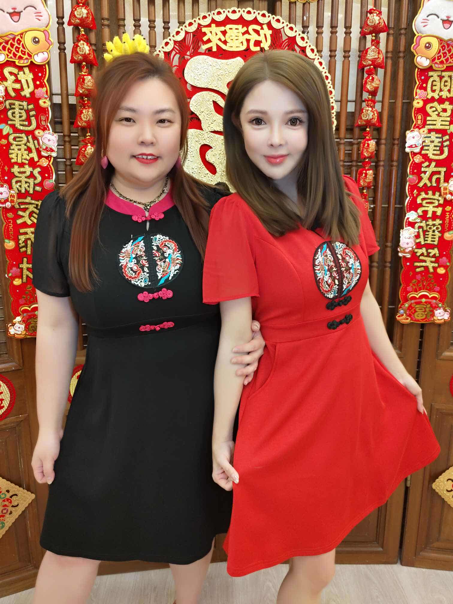 DB02 TW#5816 刺绣大图盘扣设计A字裙