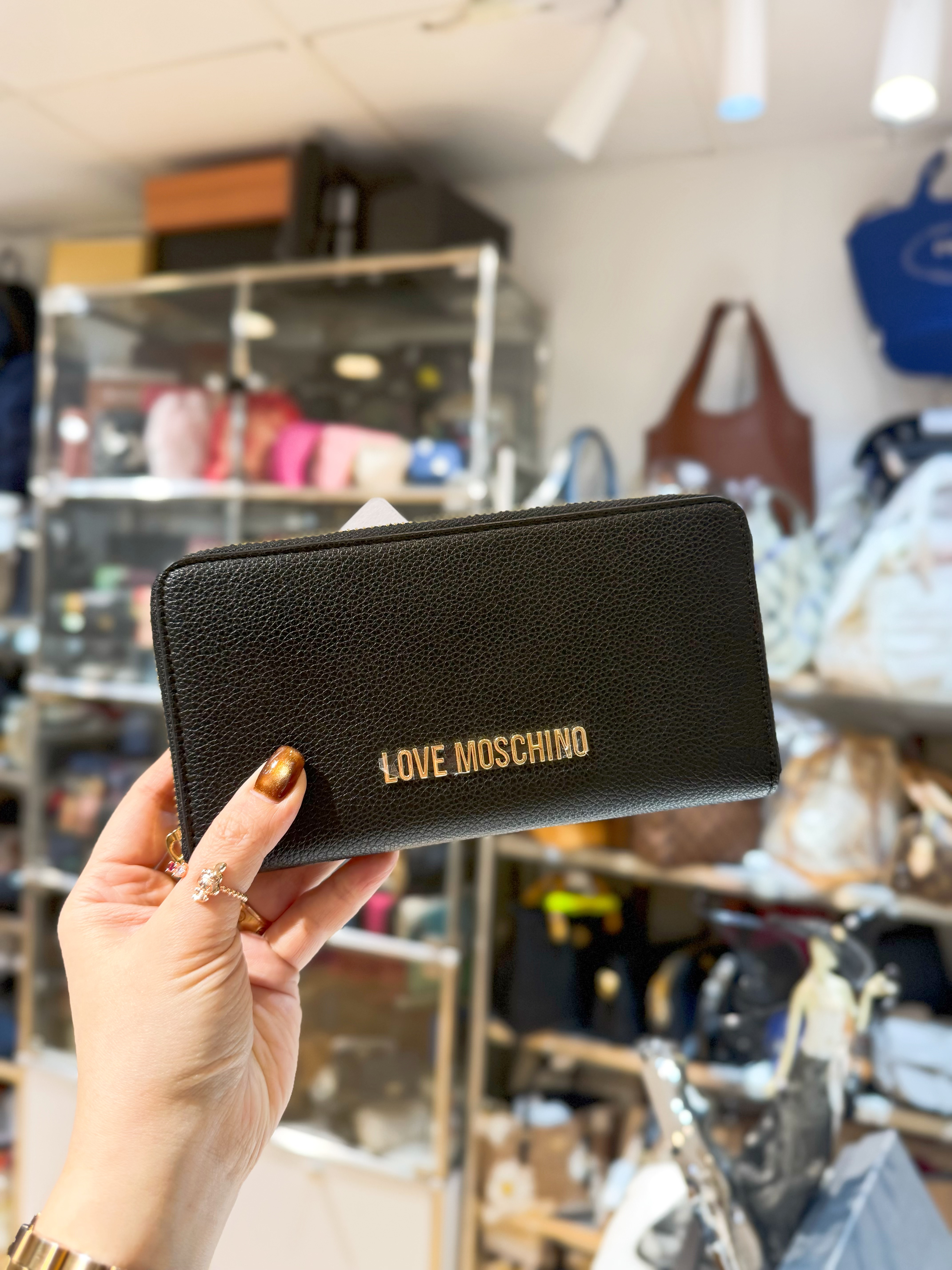 Love Moschino zip wallet 5140/blk