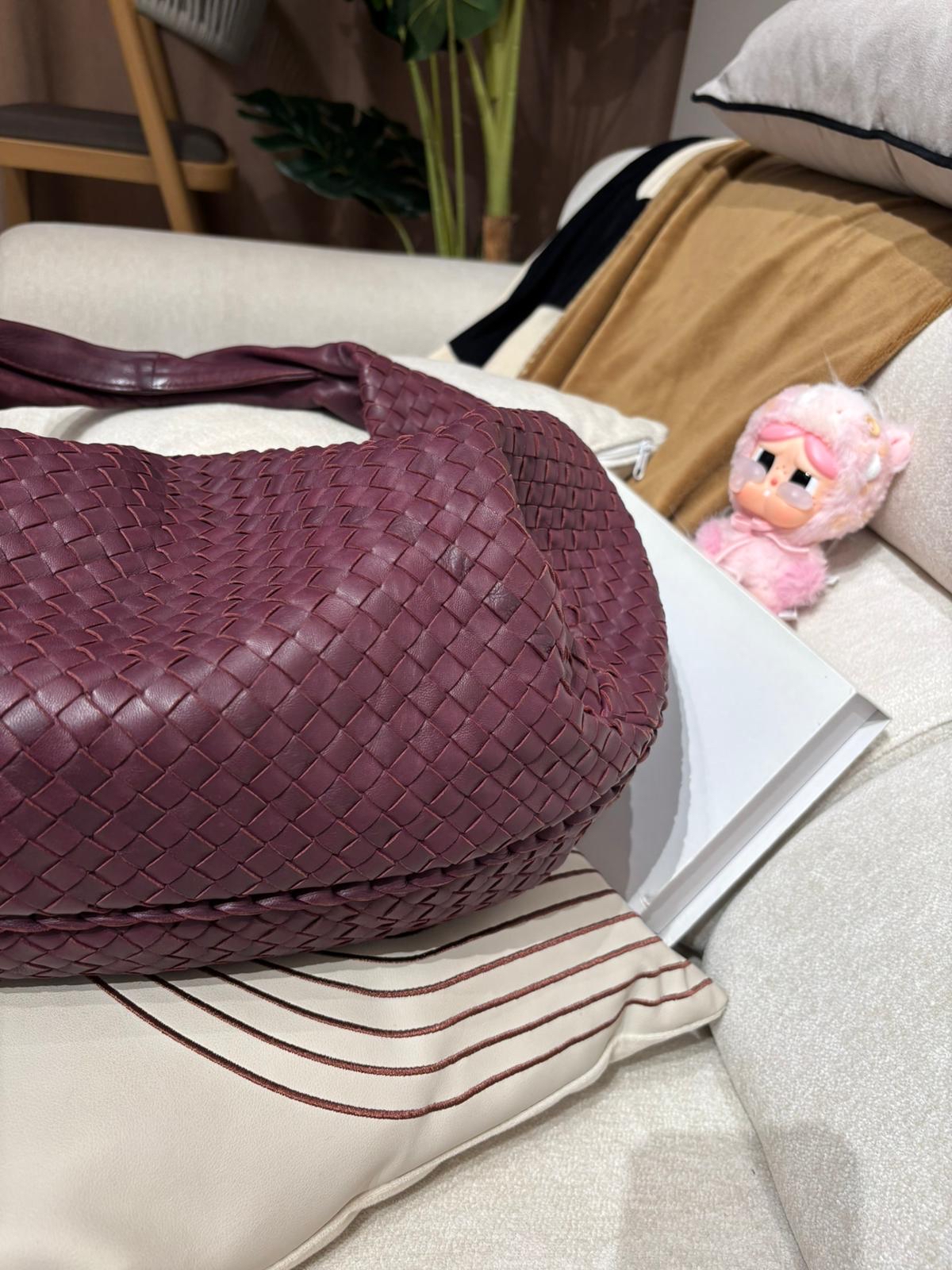 Bottega Veneta BV hobo calfskin 100%Authentic, 90%New ✅Dust bag