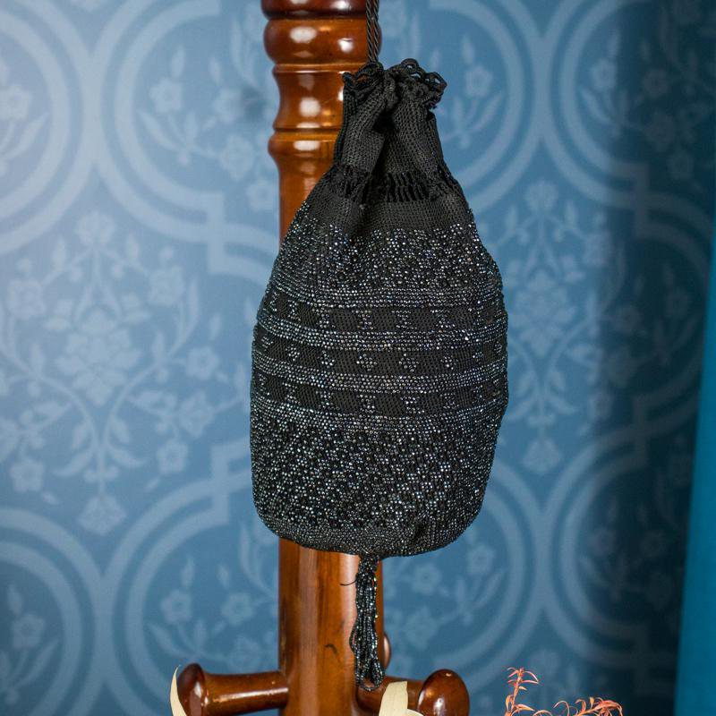 c.a. 1920-30s European Art Deco Micro-beading Reticule Drawstring Bag (EZ194)