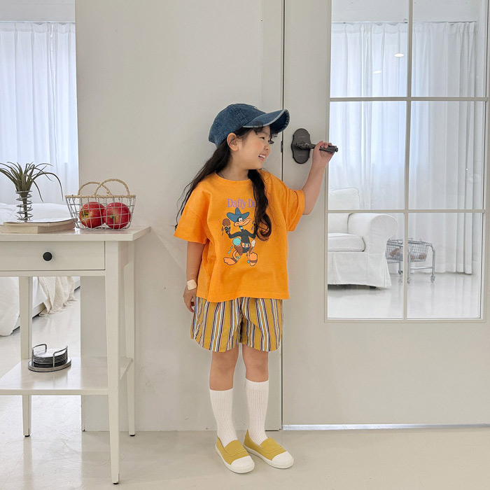 🇰🇷middle name tee