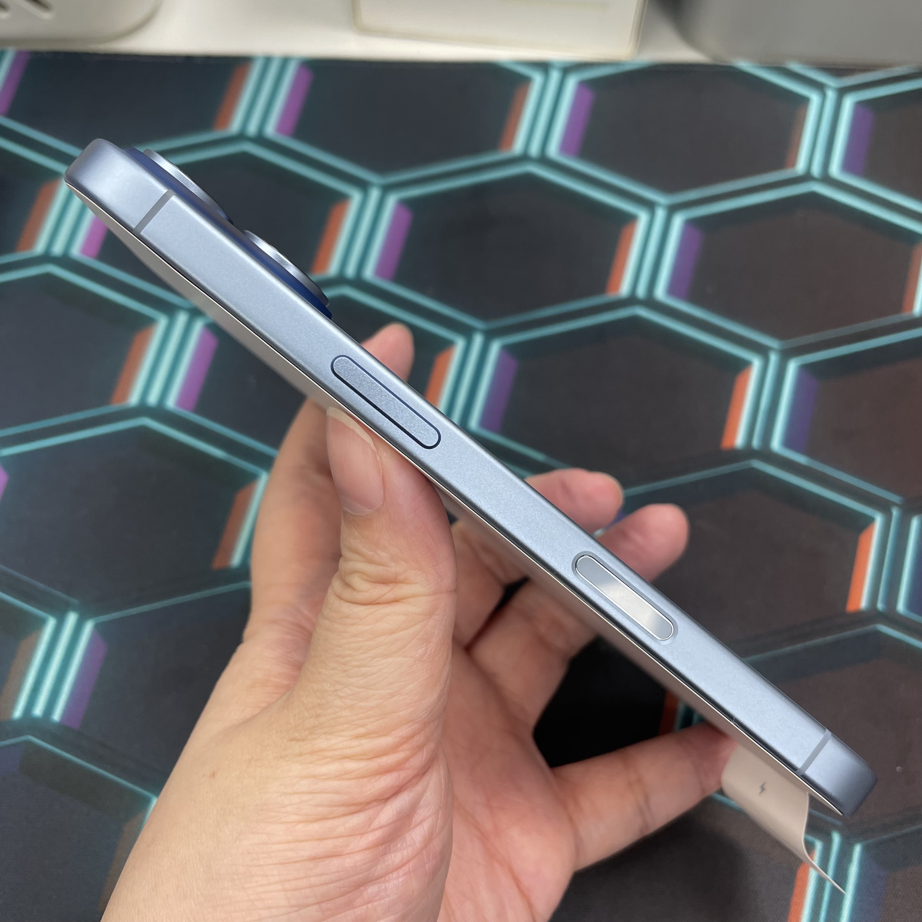 *6311 17 未使用品 256GB 電100 藍色 blue