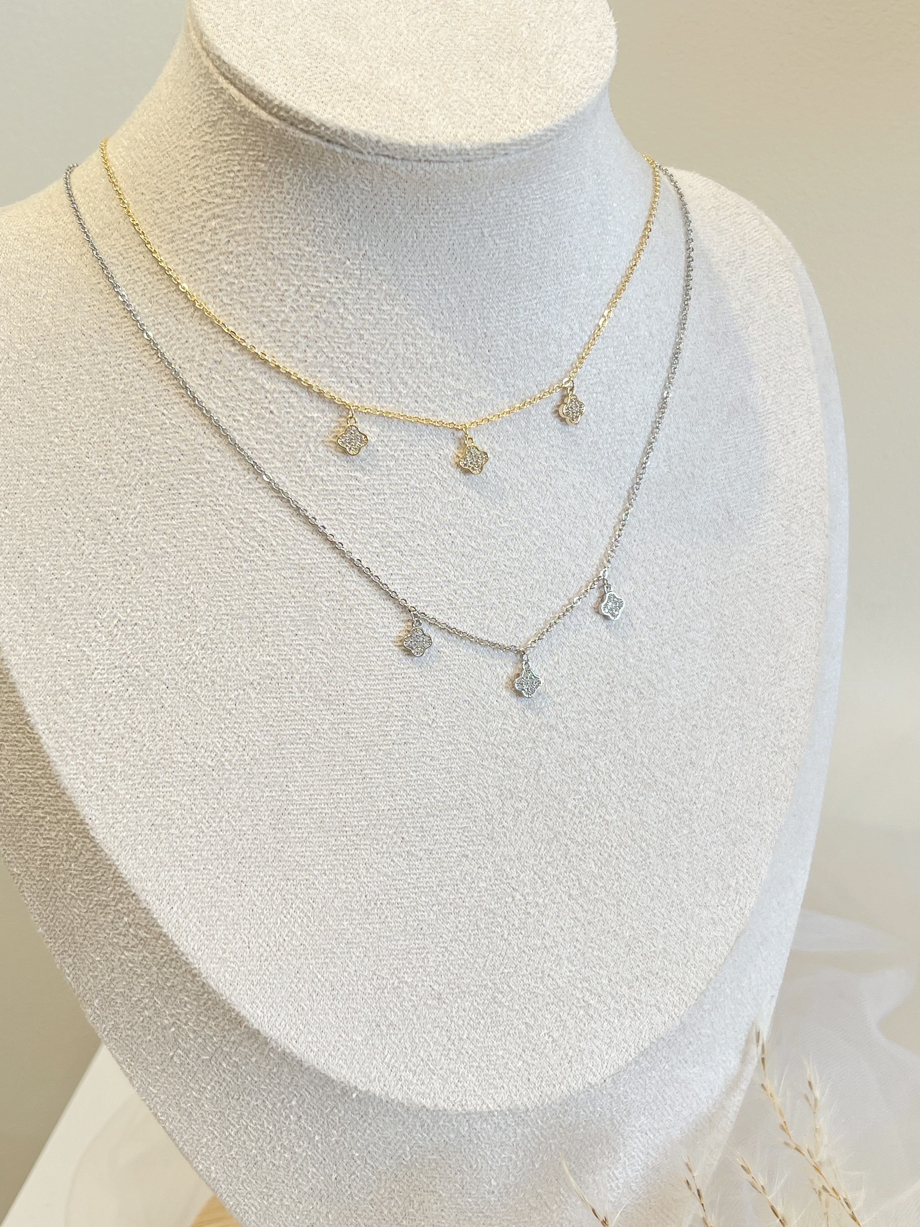 极简风 小巧锆石四叶草镀金项链