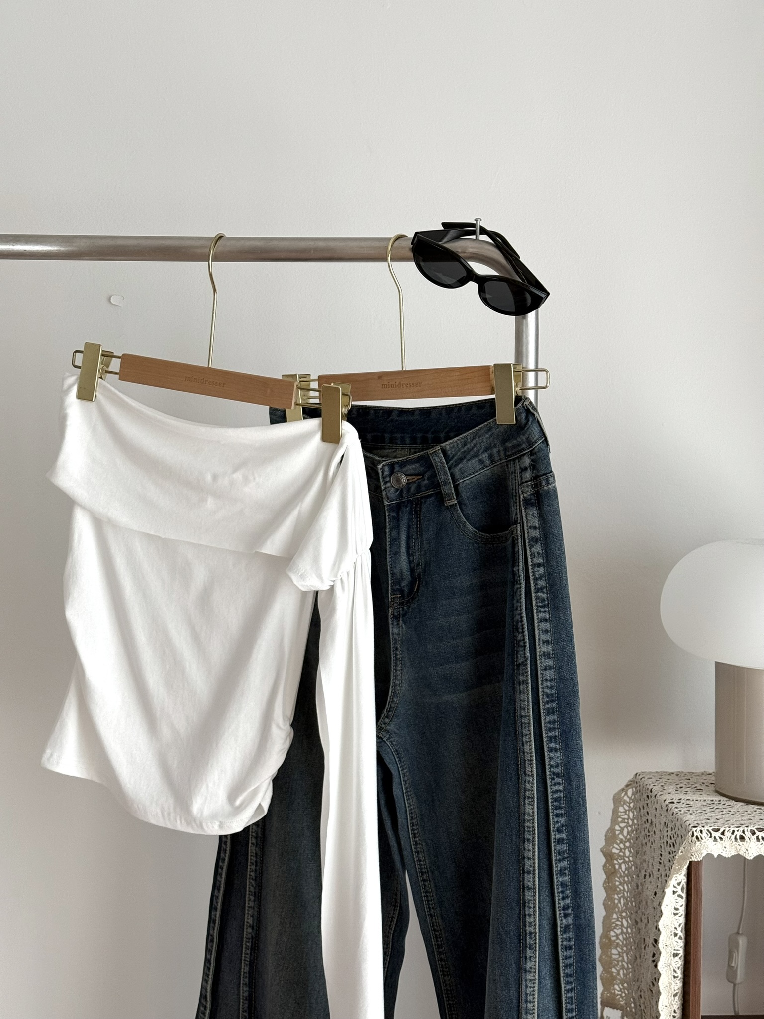 Arthur Off Shoulder Shirt | White