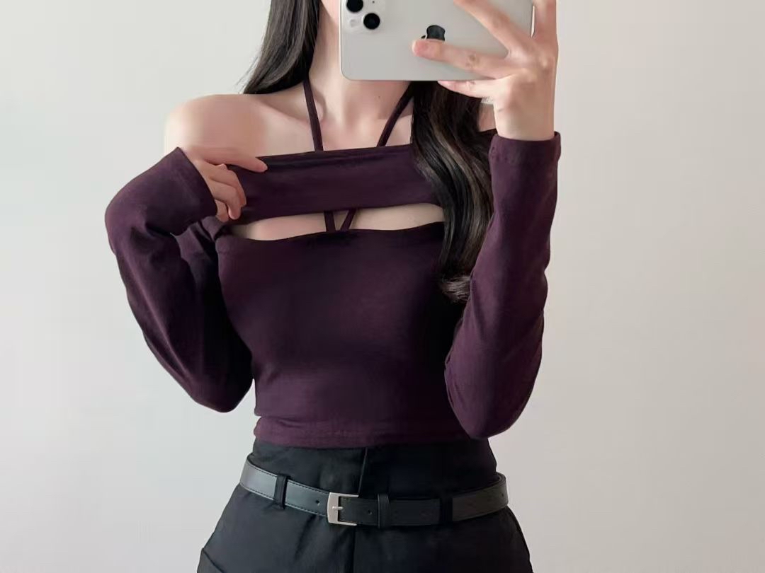 韓國小性感胸前開窿掛頸Top