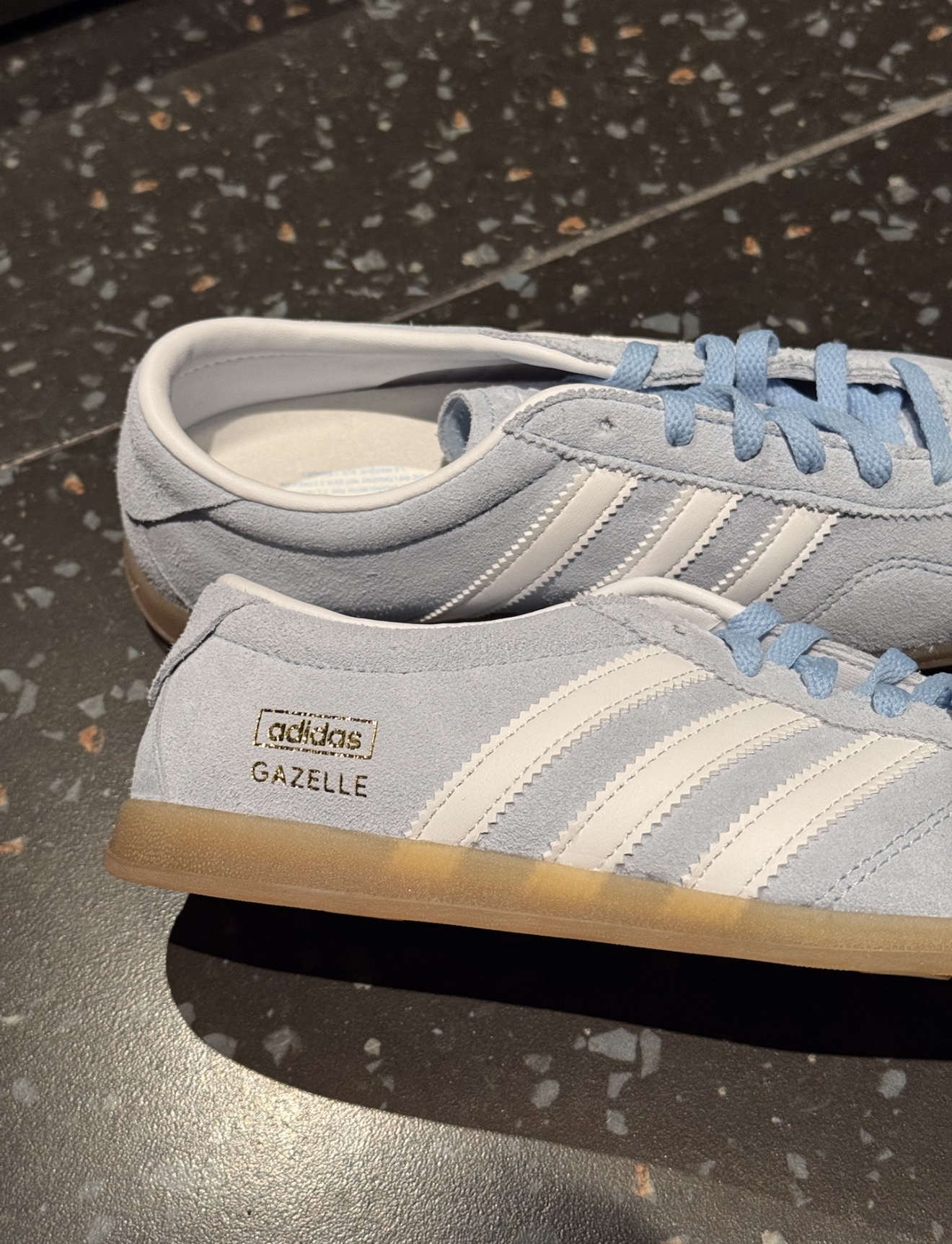 JR8893 Adidas Gazelle Lo Pro Clear Sky Gum JR8893