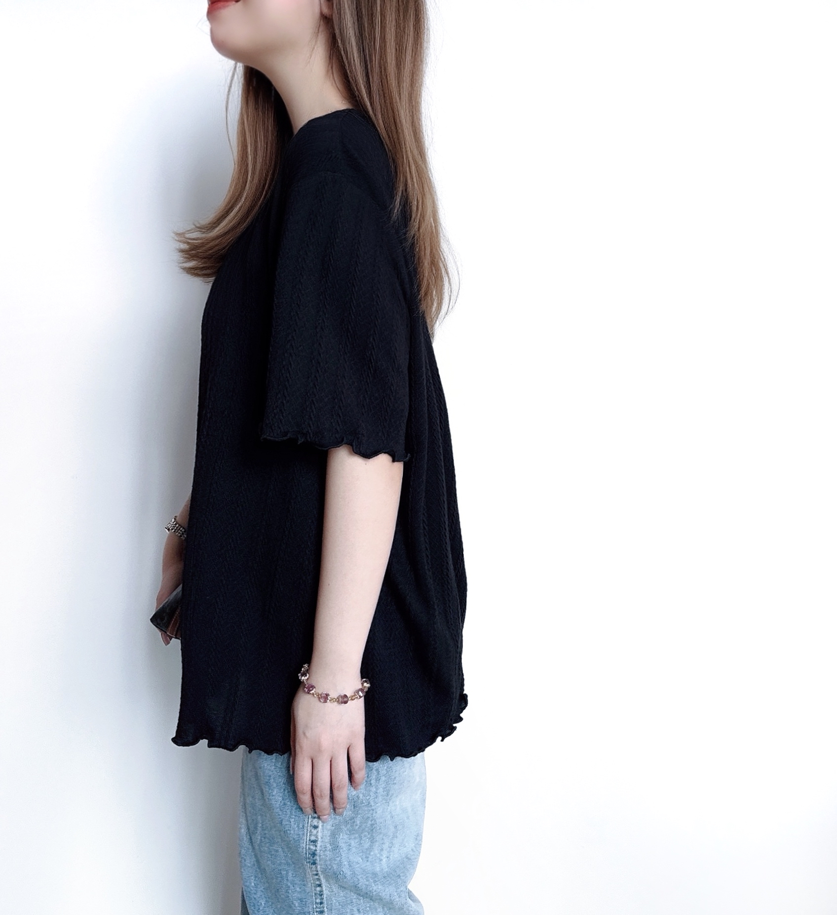 必備木耳邊扭紋針織Top 