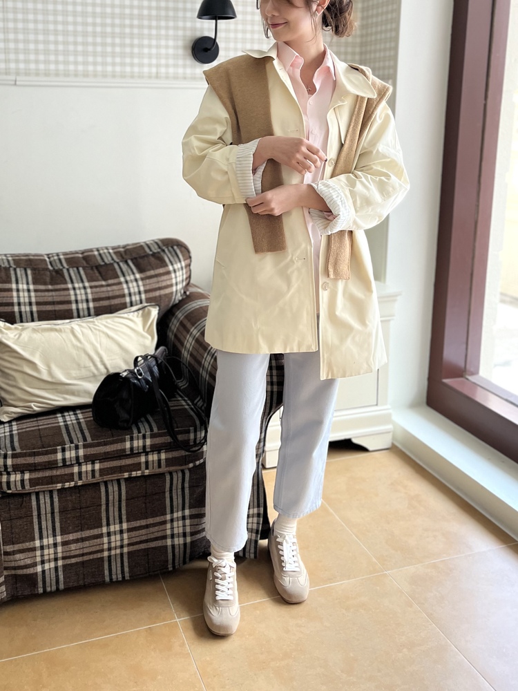 Stripe-Lined Relaxed Trench Coat (Cream)