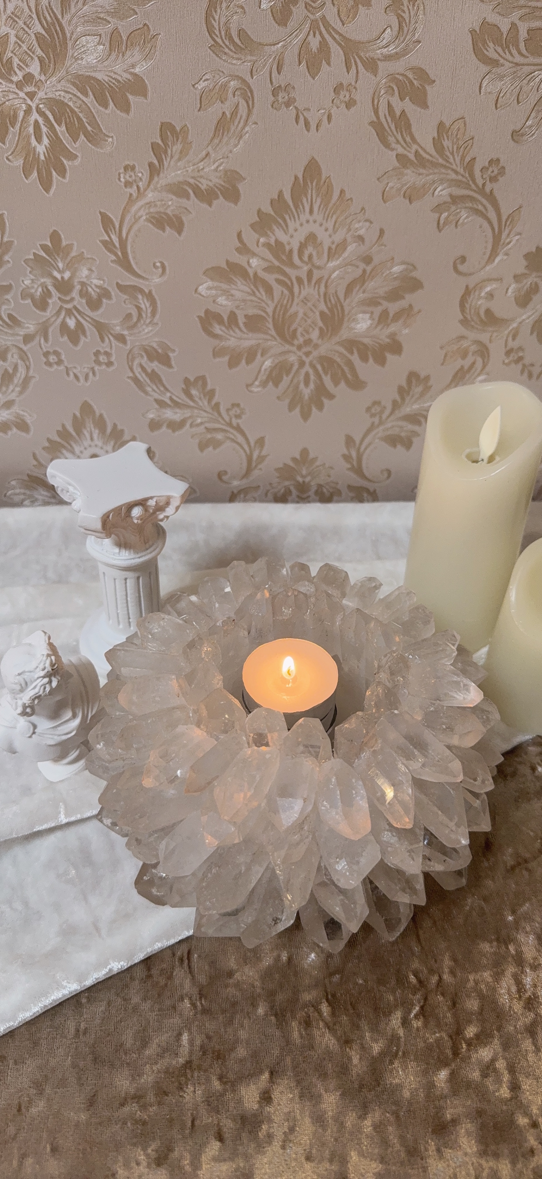 巴西純淨之光：白水晶「盛開花朵」燭台