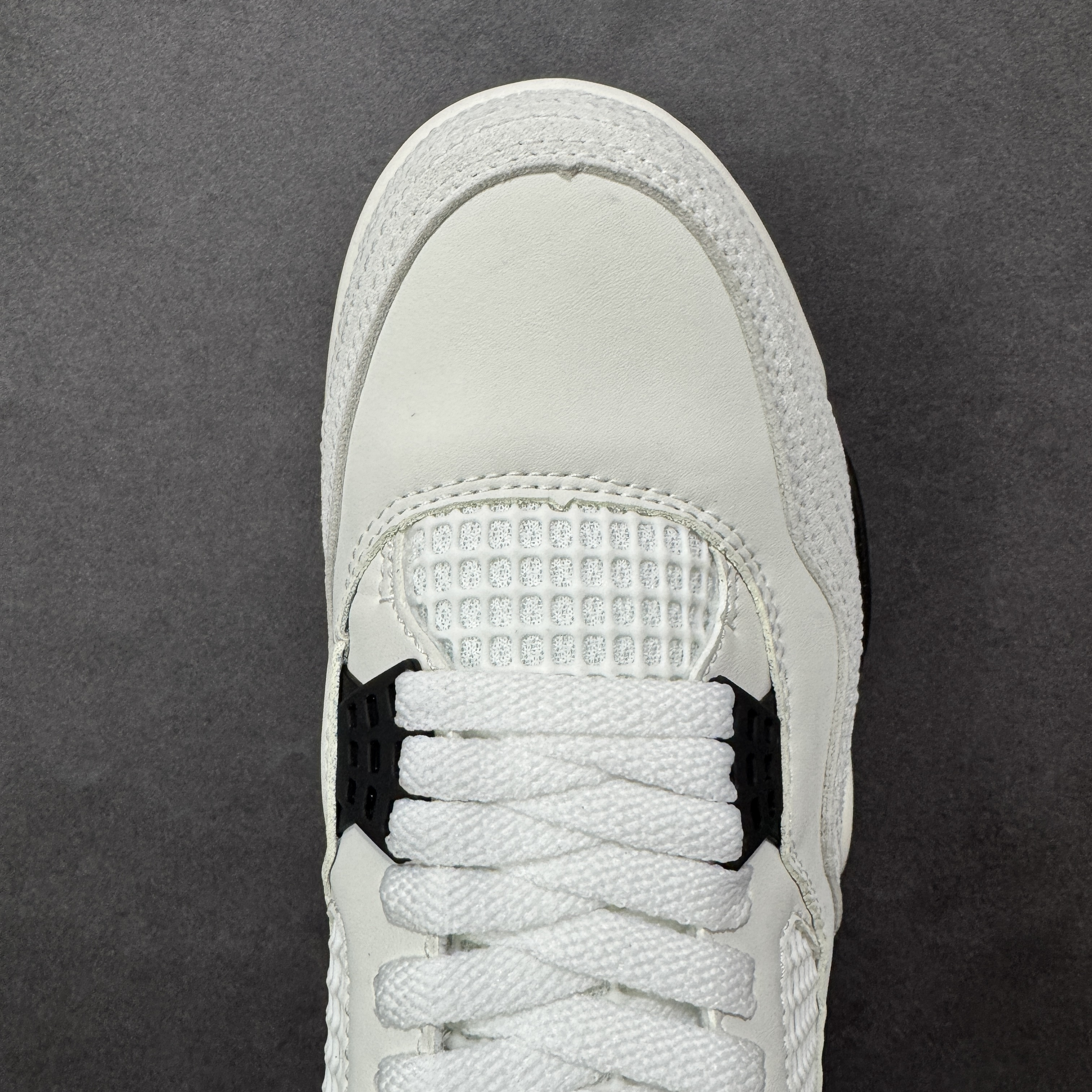 Nike Air Jordan 4 Retro 'Flight Club' IM4002-100