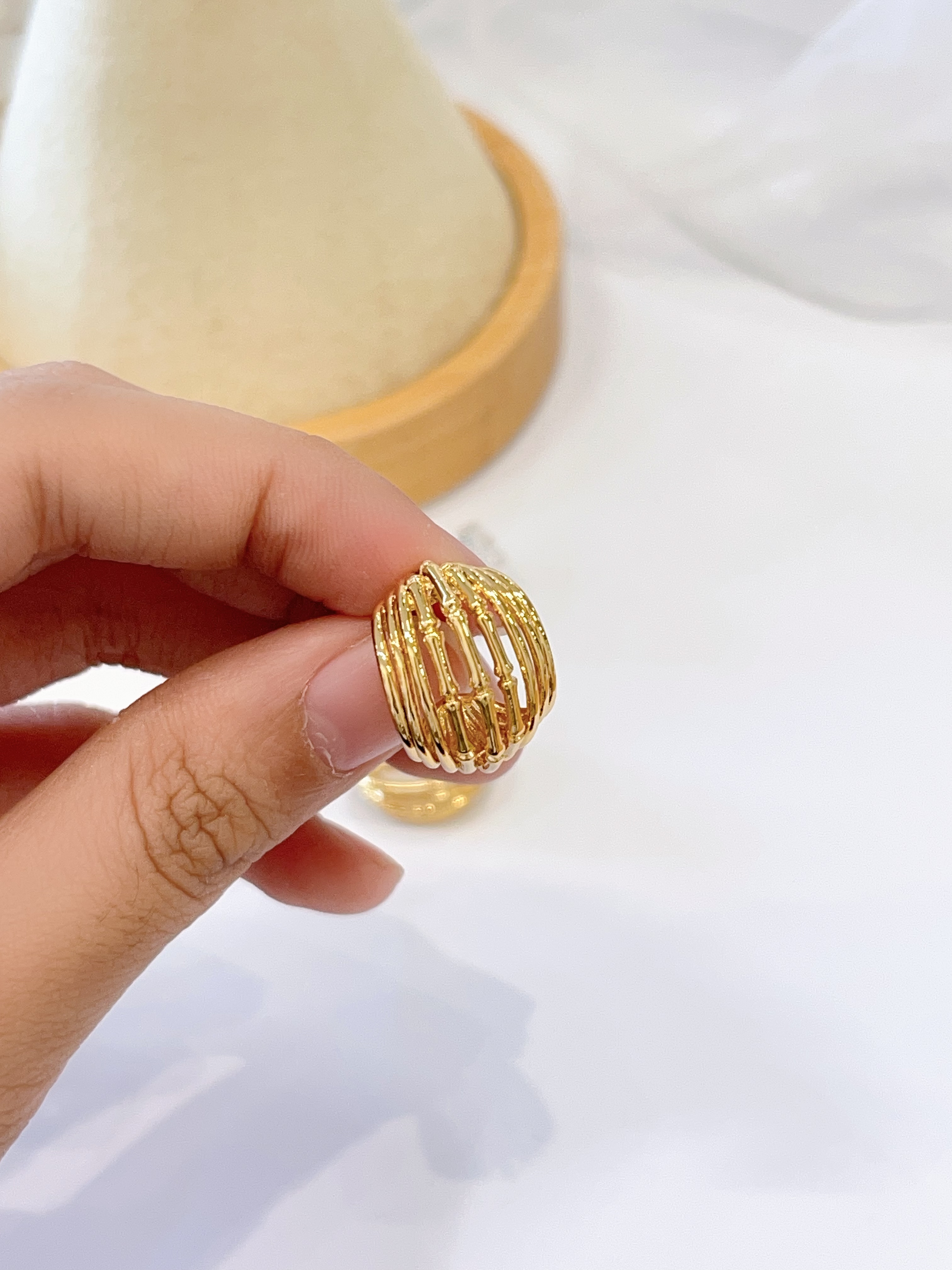 日常极简线条设计C字耳环