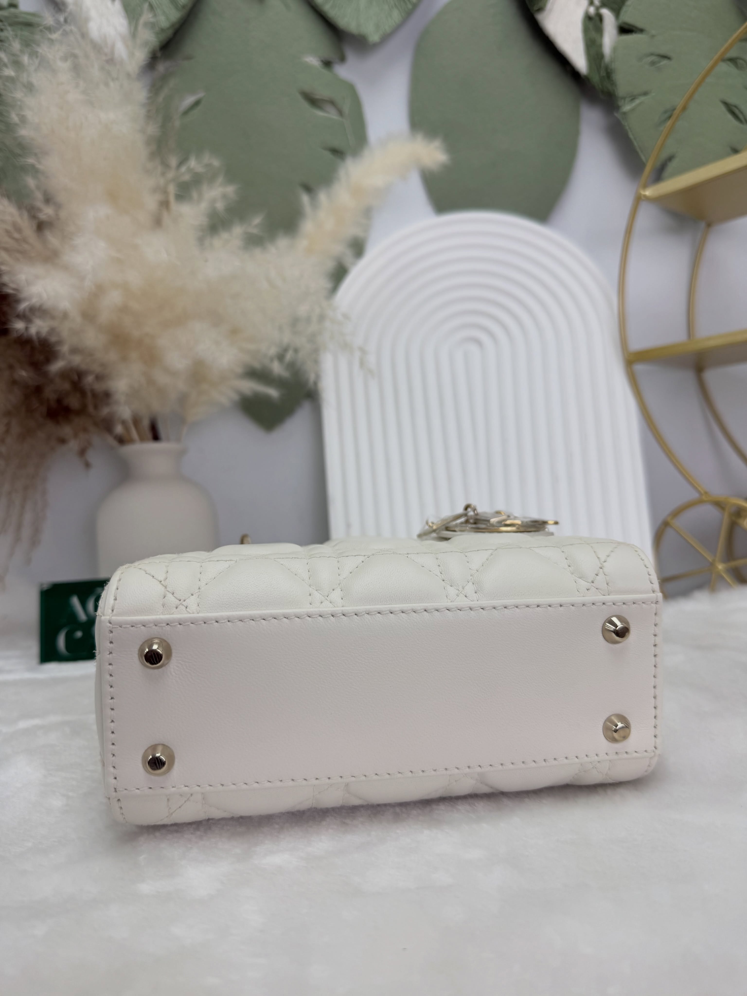Dior👜 PRE OWNED 🛍️奶白色金扣Lady Dior Mini 🤍全套🤍