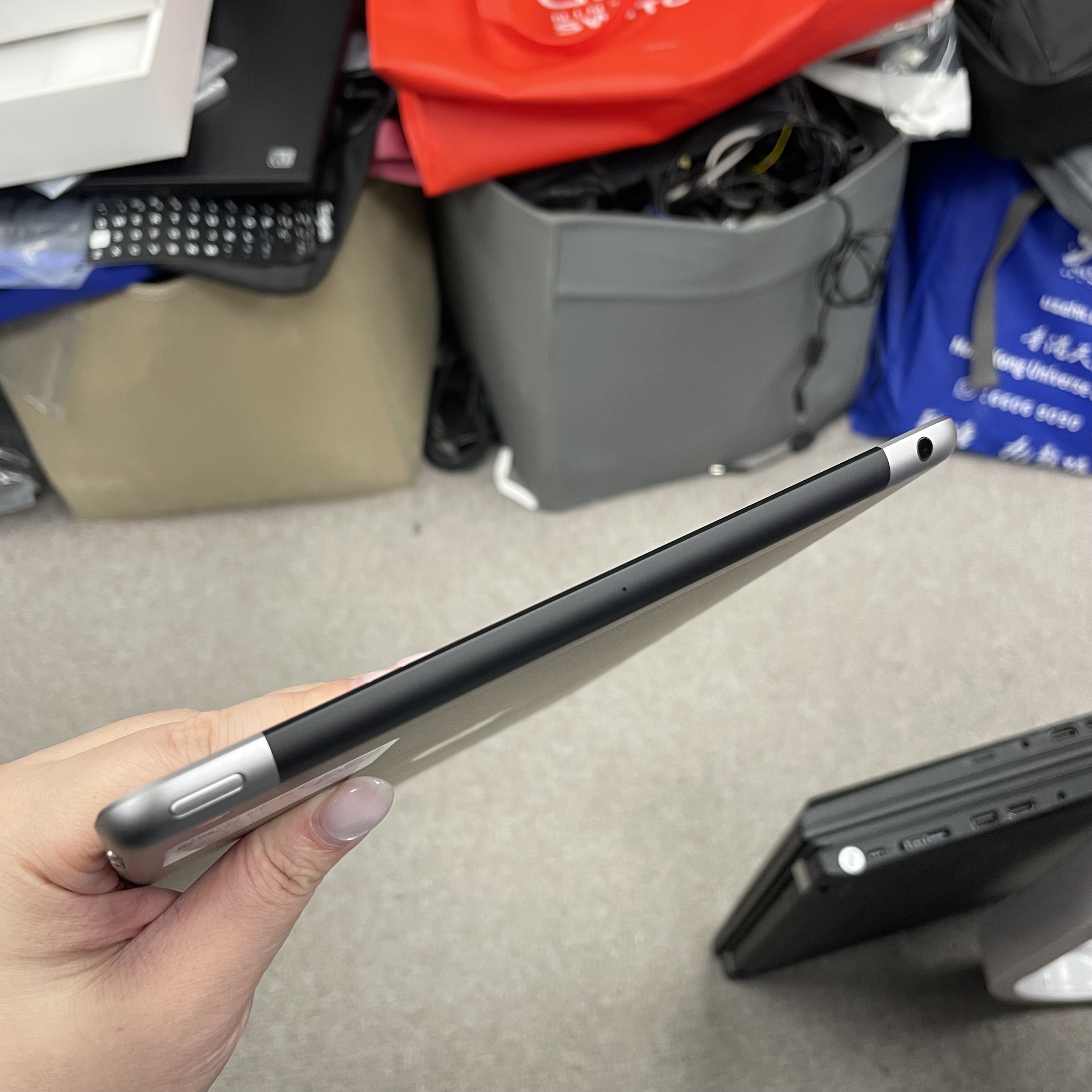 *485591 iPad 6 靚機 128GB 插卡版 灰色 gray