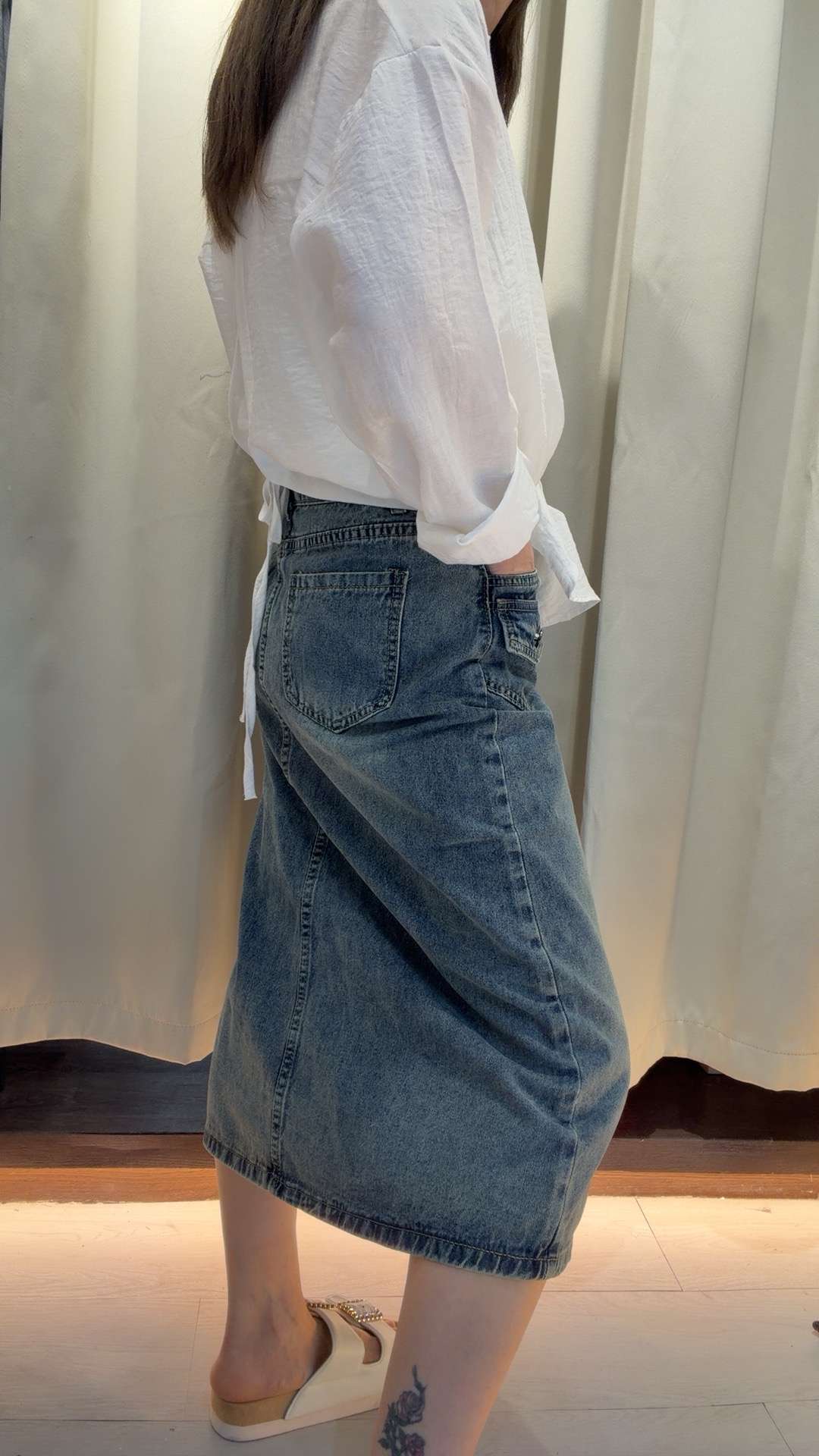 中高腰前開叉牛仔裙