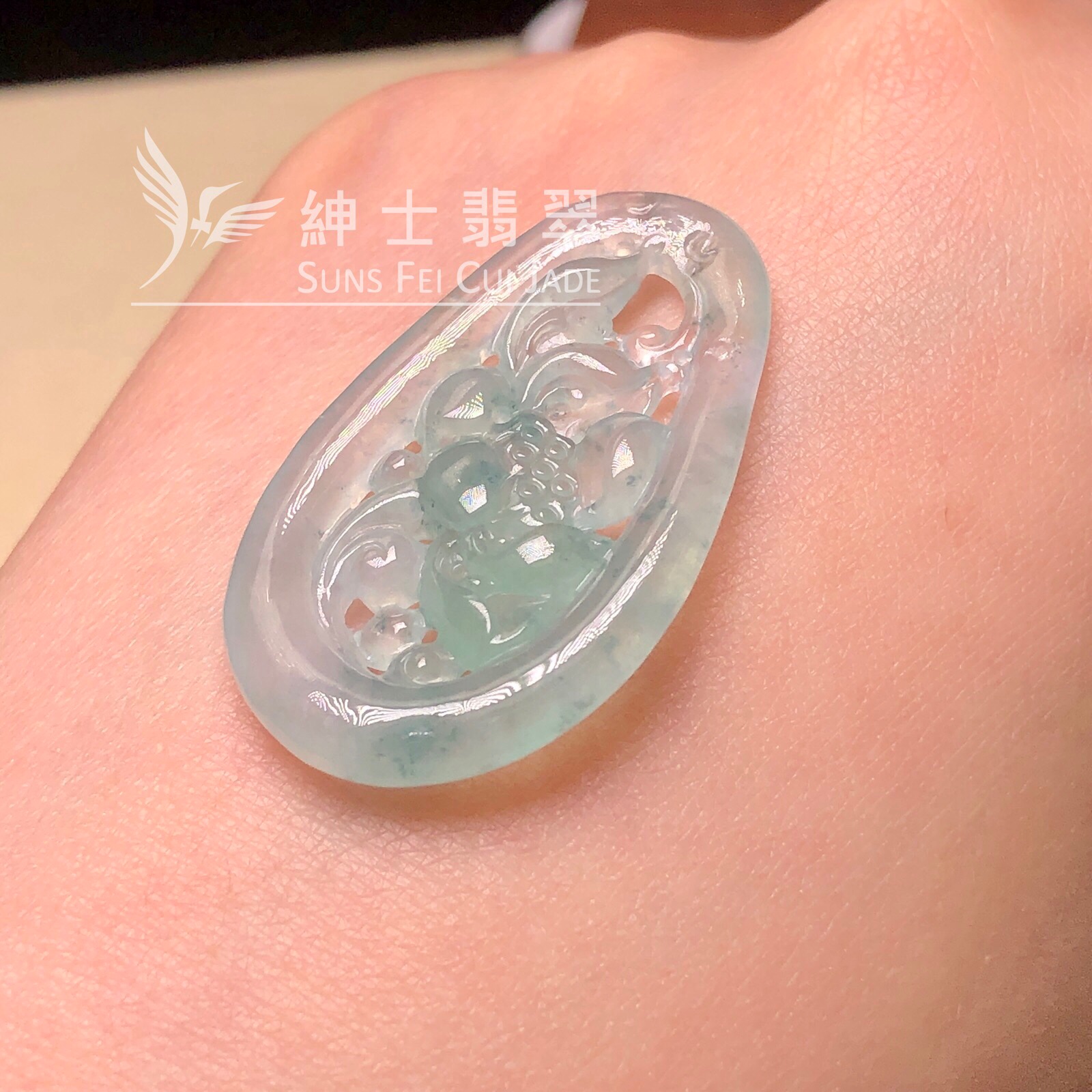 YK01106  糯冰翠色蓮花吊墜