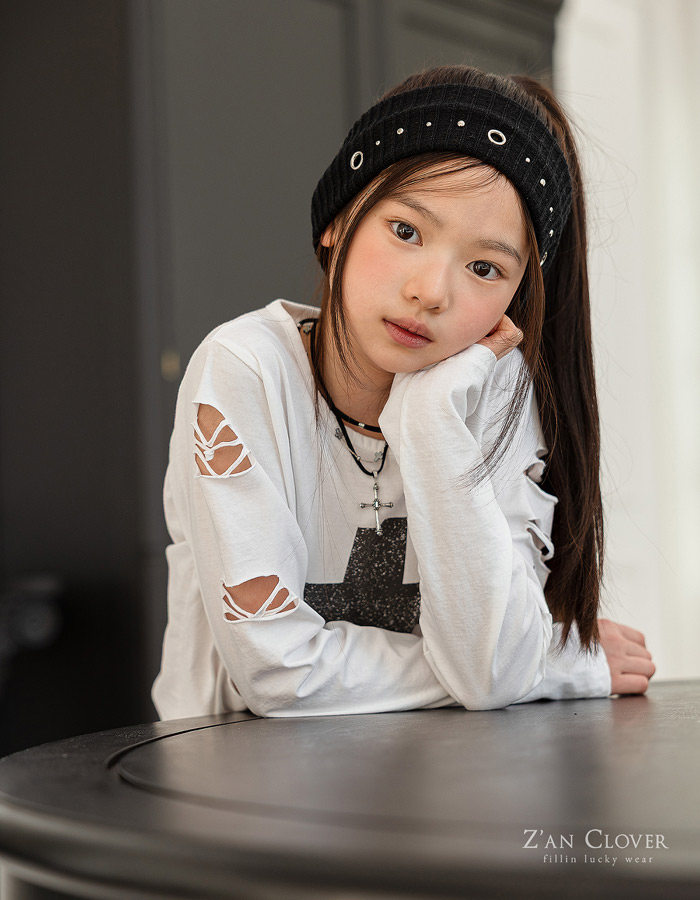 🇰🇷ZAN CLOVER tee