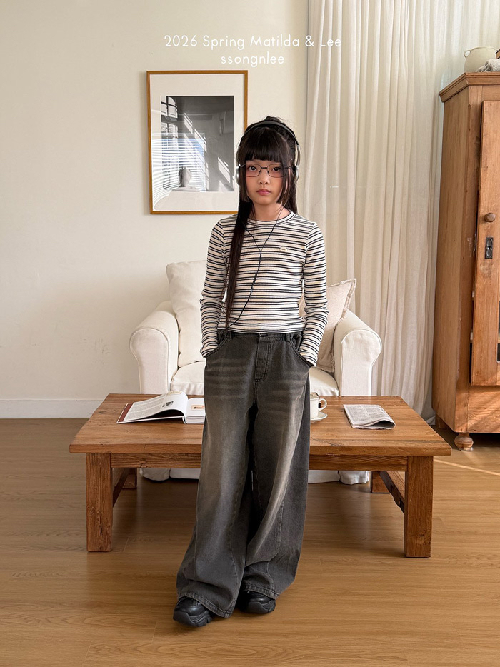 🇰🇷Matilda&Lee tee