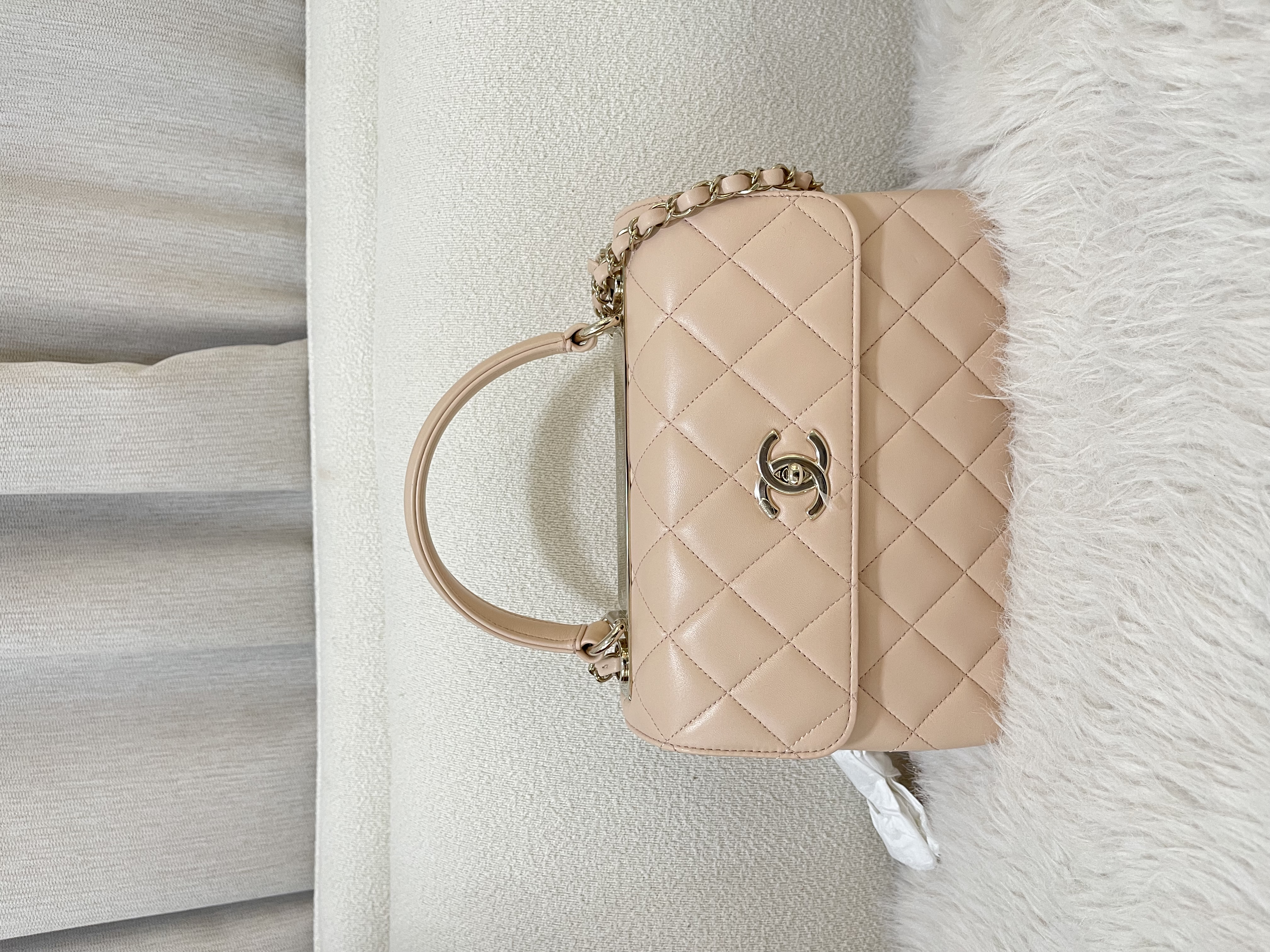 Pre-owned Chanel Quilted Lambskin Trendy CC Top Handle Flap Bag / Product Code: 26032329