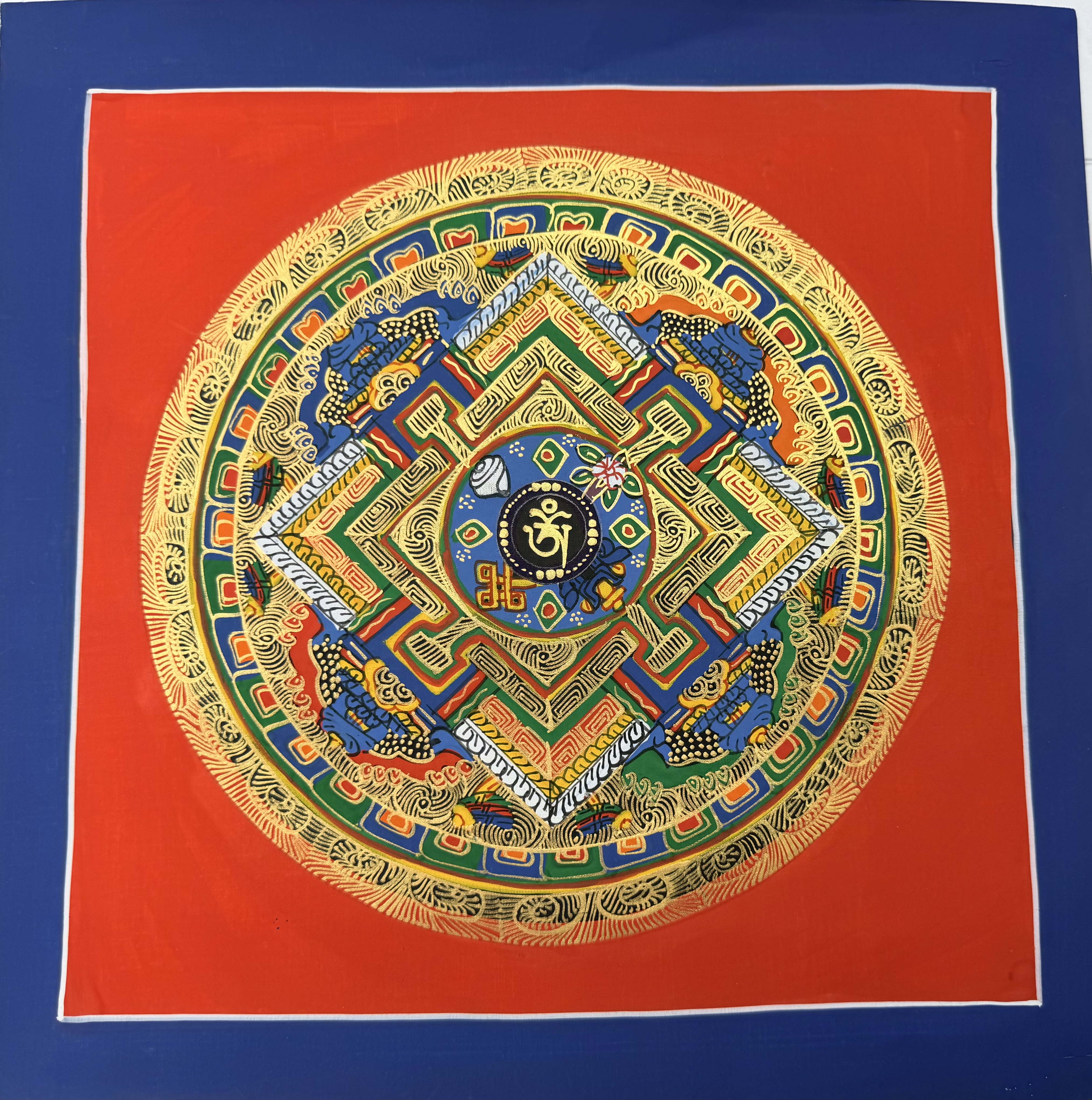 #26 尼泊爾三大廟加持手繪唐卡～OM 字，壇城唐卡 ，約33m 外，內27.5