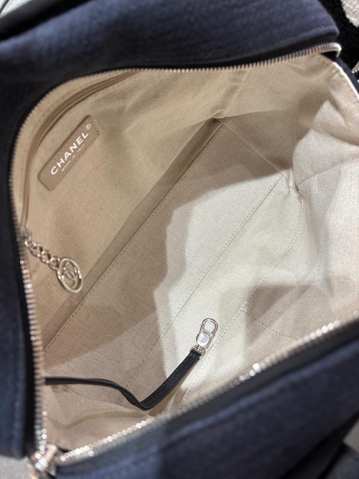 Chanel deauville Boston bag  Navy 100%Authentic,95%new  ✅晶片✅Dust bag 