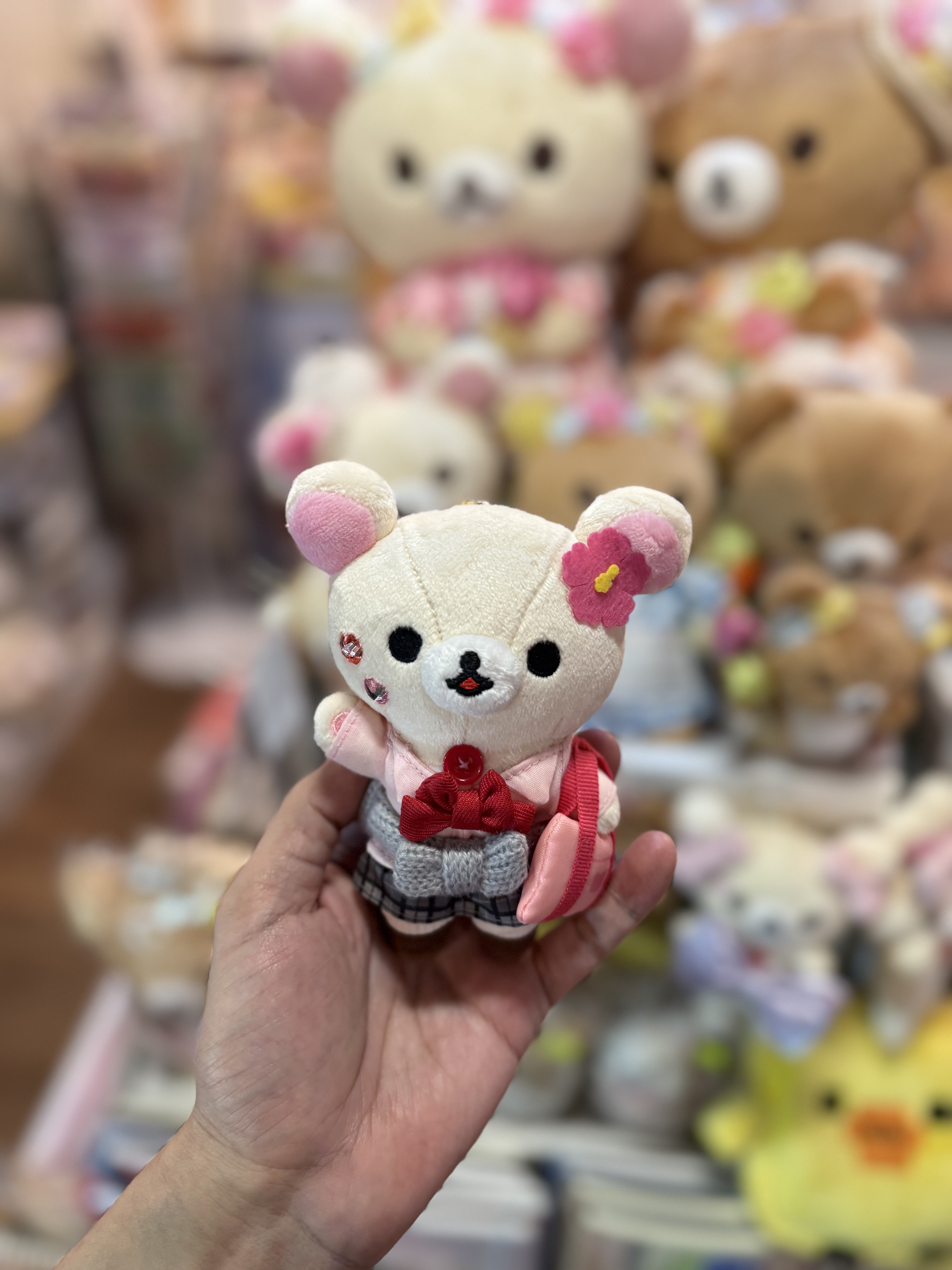 《現貨》全新日本專店限定小白熊學生服造型掛飾