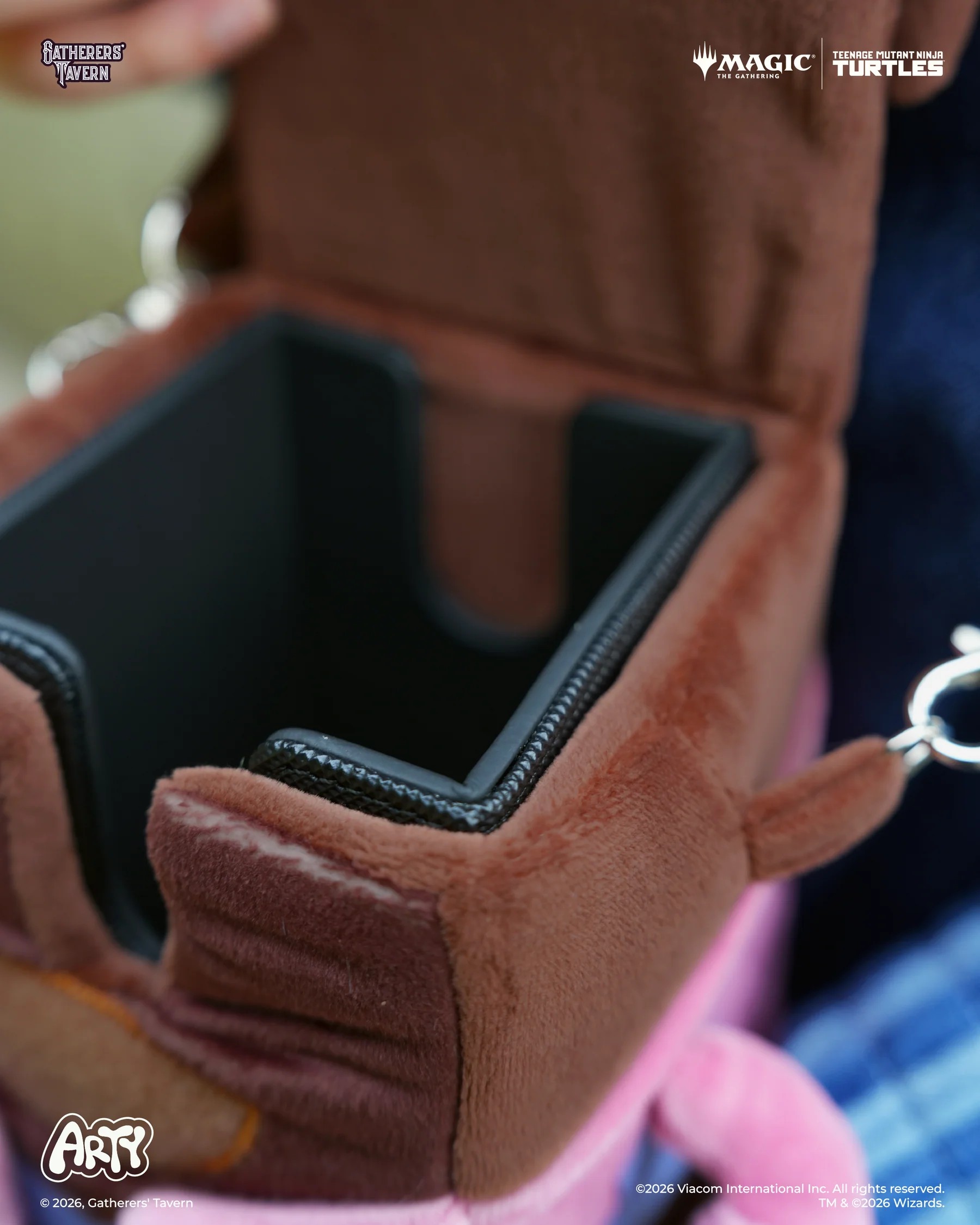 Gatherers' Tavern: Magic The Gathering x Teenage Mutant Ninja Turtles - Leonardo Arty Box