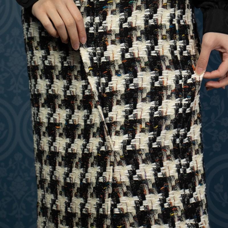 Vintage Made in England Waldman Houndstooth Pattern Woolly Skirt - Waist 27" (MU023)