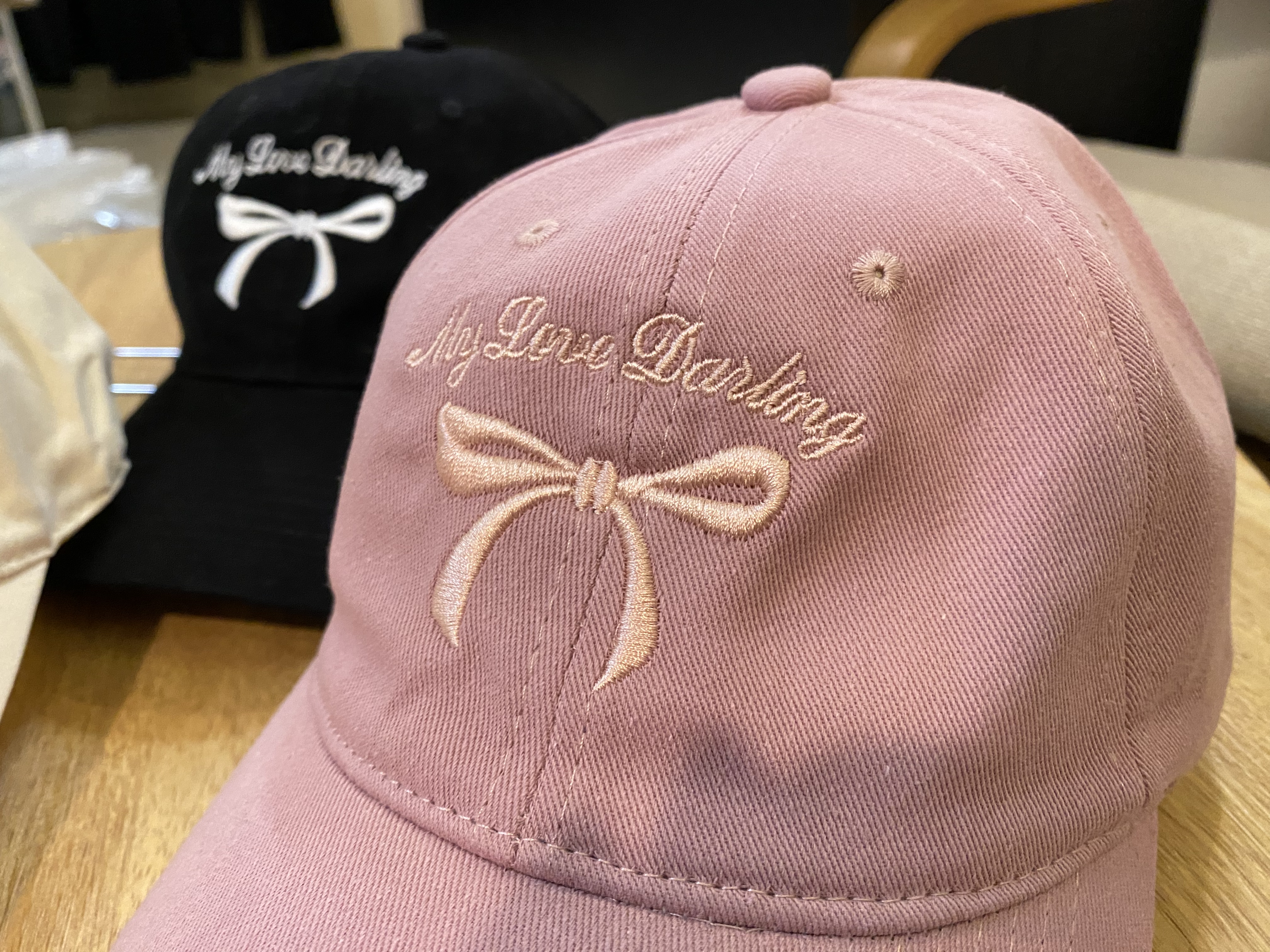 H01-刺绣蝴蝶结鸭嘴帽