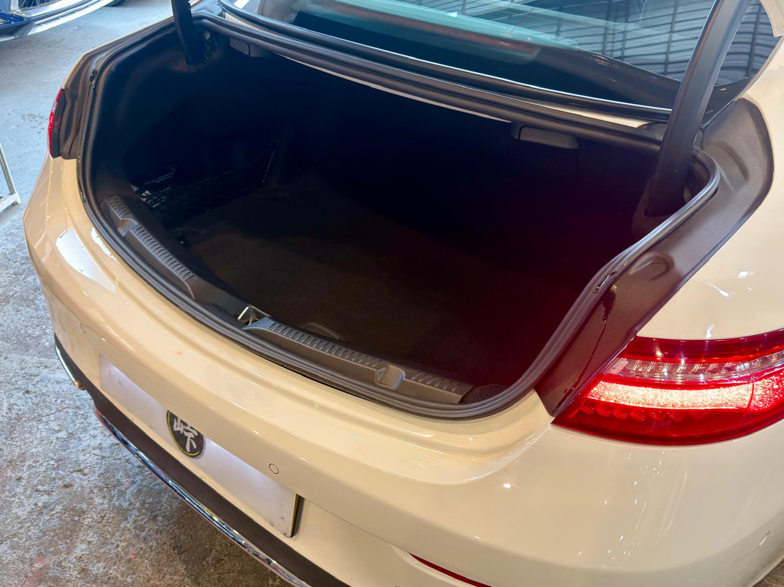 Mercedes-Benz E300 Coupé AMG 2017