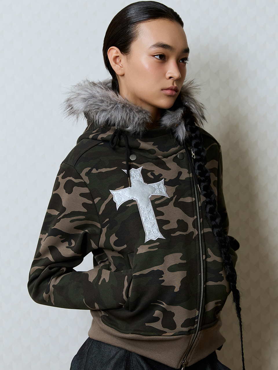 GT FUR UNBALANCE HOOD ZIP UP(CAMO)