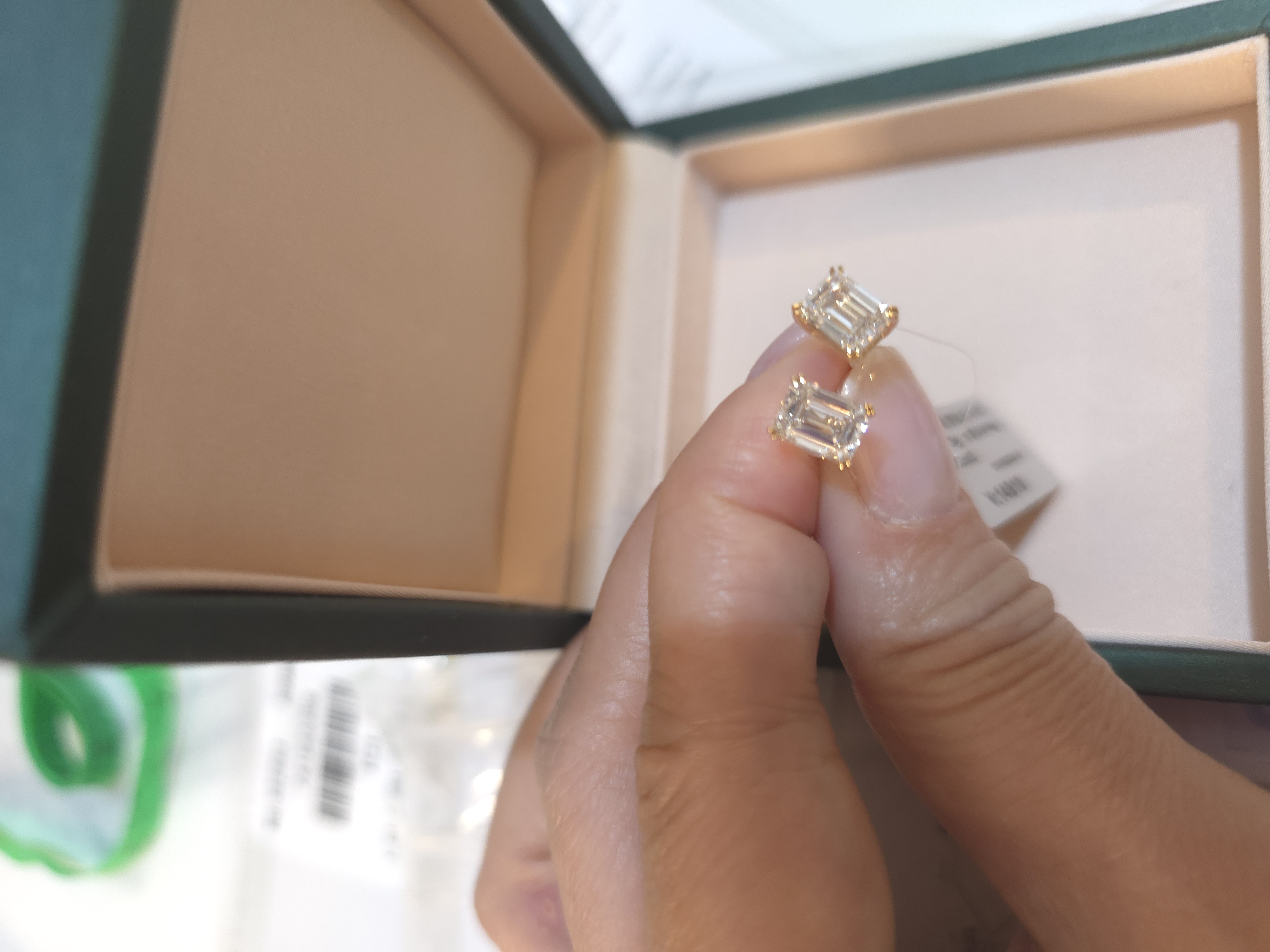 18K 培育鑽石耳環 D2.08 G0.914 E/VVS2