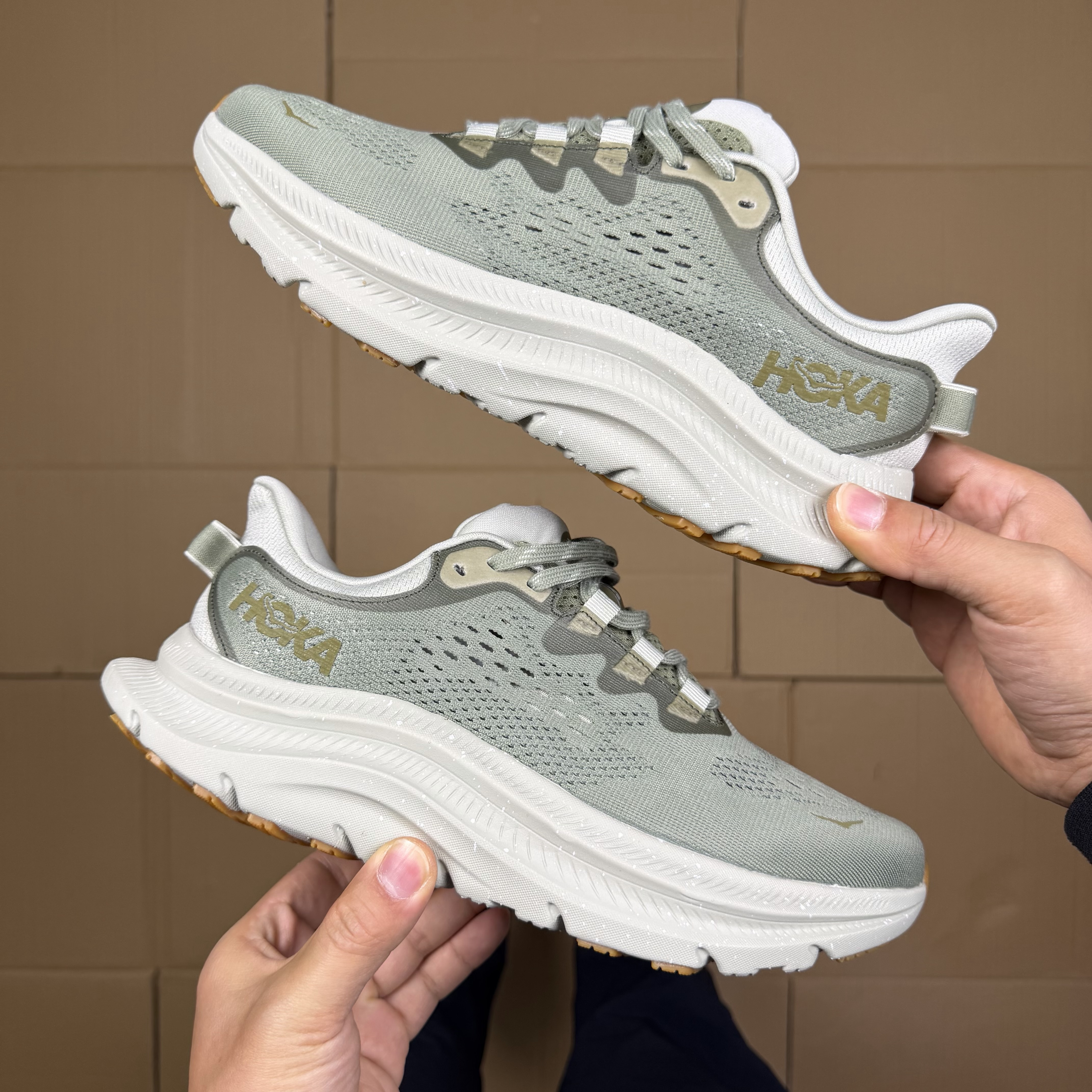 Hoka One One Kawaha 2