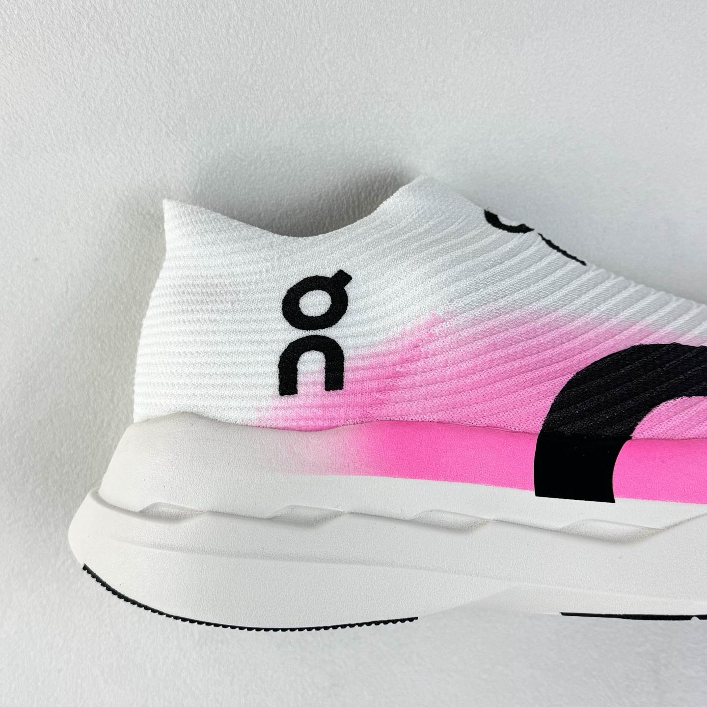 On Cloudboom Strike LS