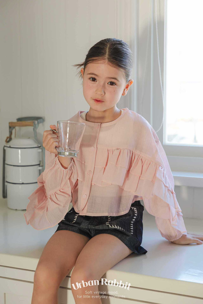 🇰🇷Urban Rabbit shirts